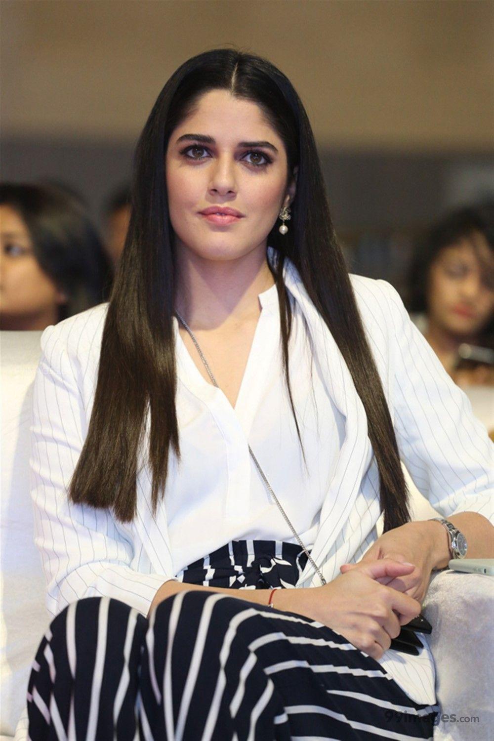 World Famous Lover Wallpapers - Top Free World Famous Lover Backgrounds