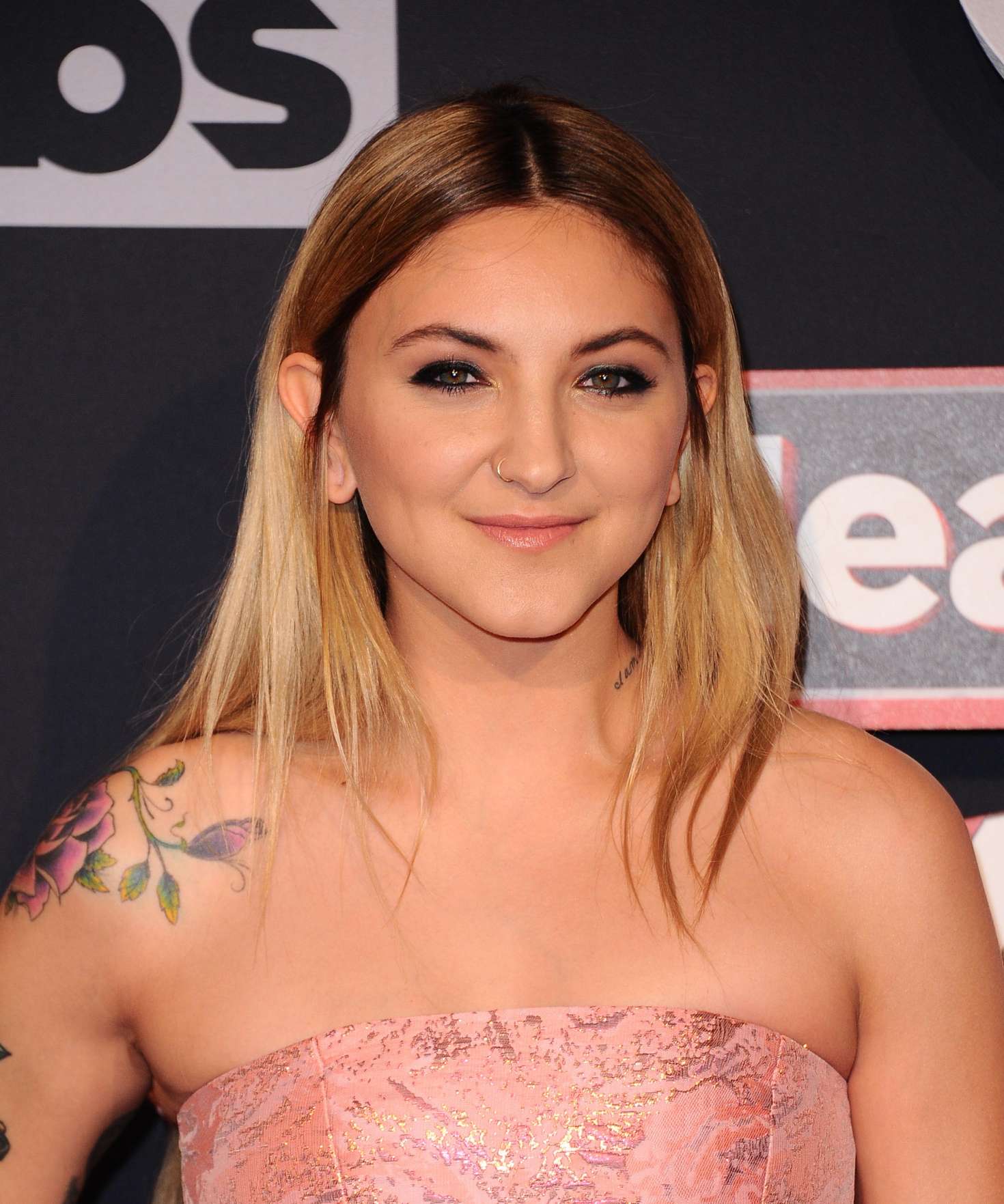 Julia Michaels