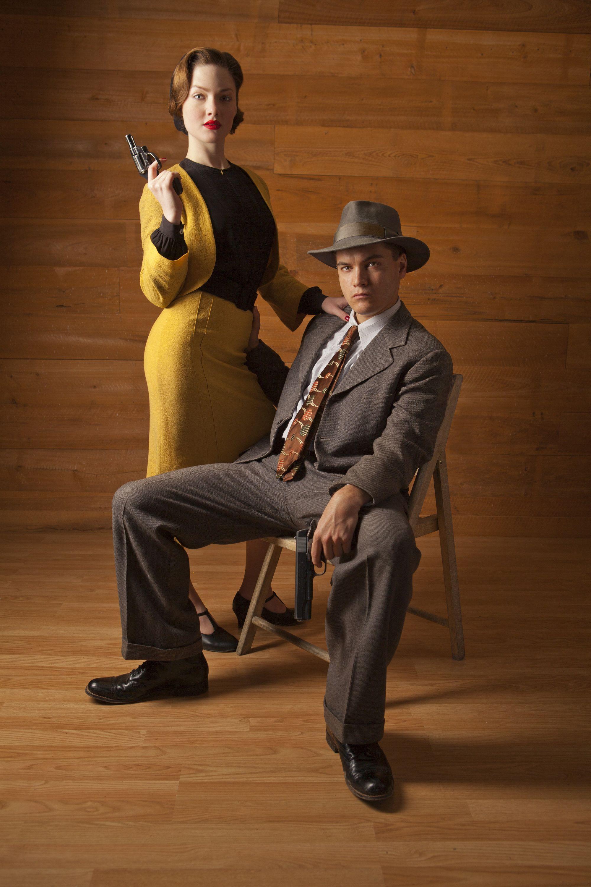 2000x3000 Bonnie and Clyde Wallpaper