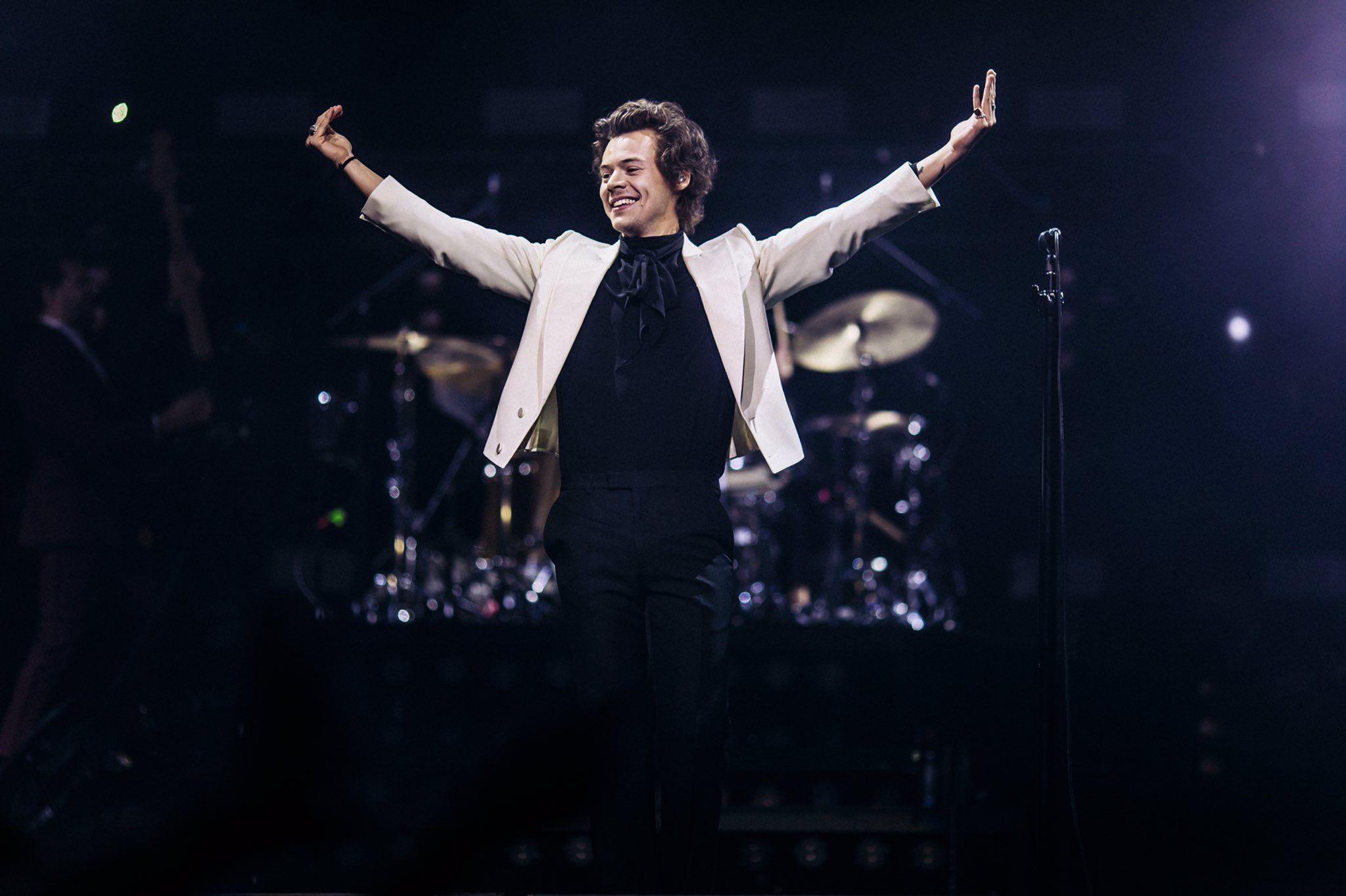 Harry Styles 1080P, 2K, 4K, 5K HD wallpapers free download, sort by  relevance | Wallpaper Flare