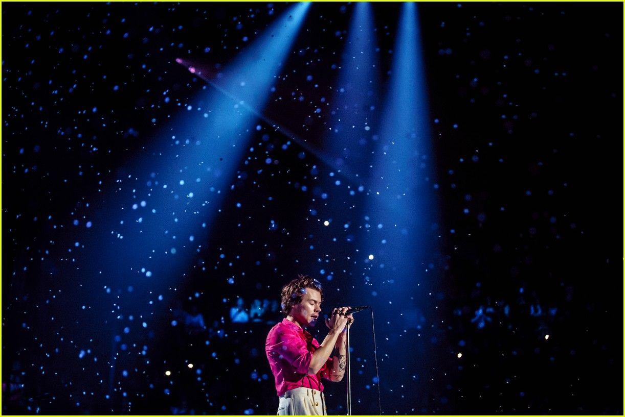 1222x817 Harry Styles Performs New 'Fine Line' Album in Full at The Forum