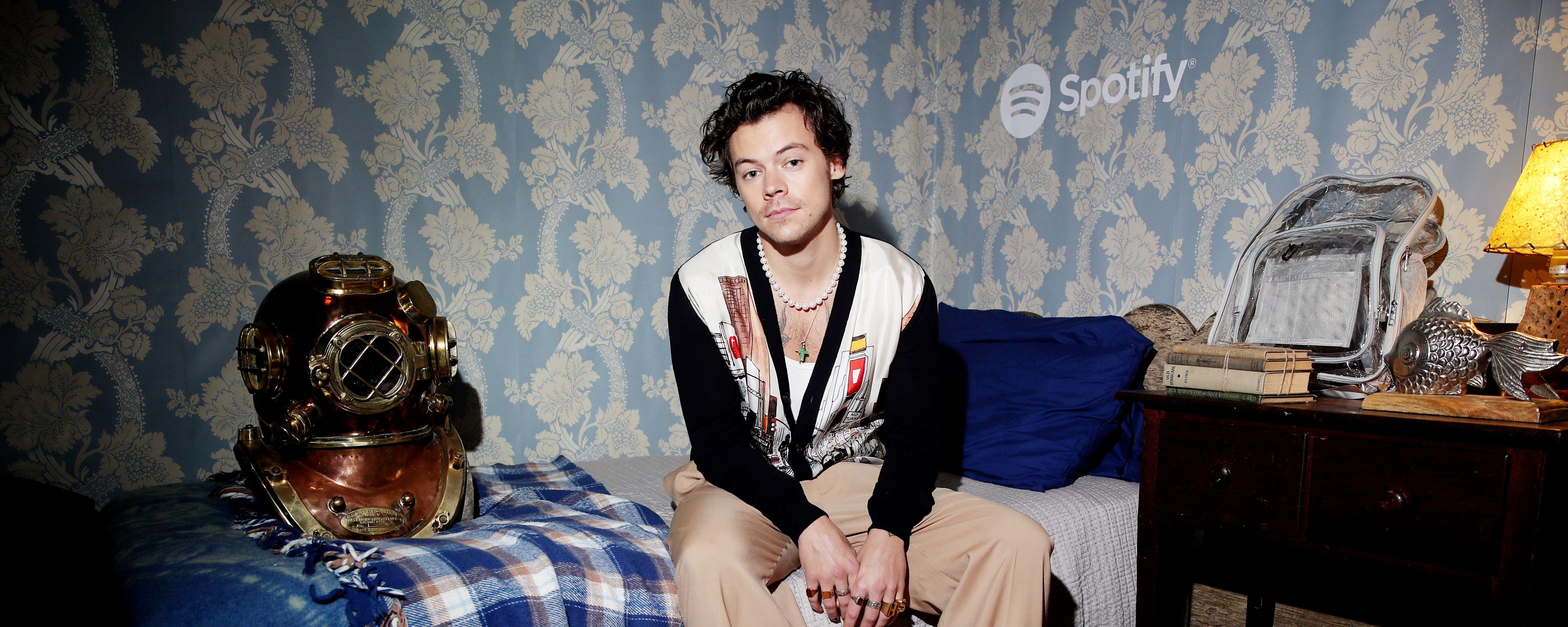 5471x2188 Harry Styles Wore a Very Ruffled Dress for “The Guardian Weekend