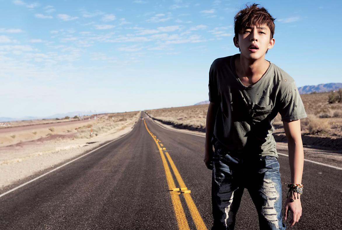 1172x788 Let me introduce you to: Yoo Ah In