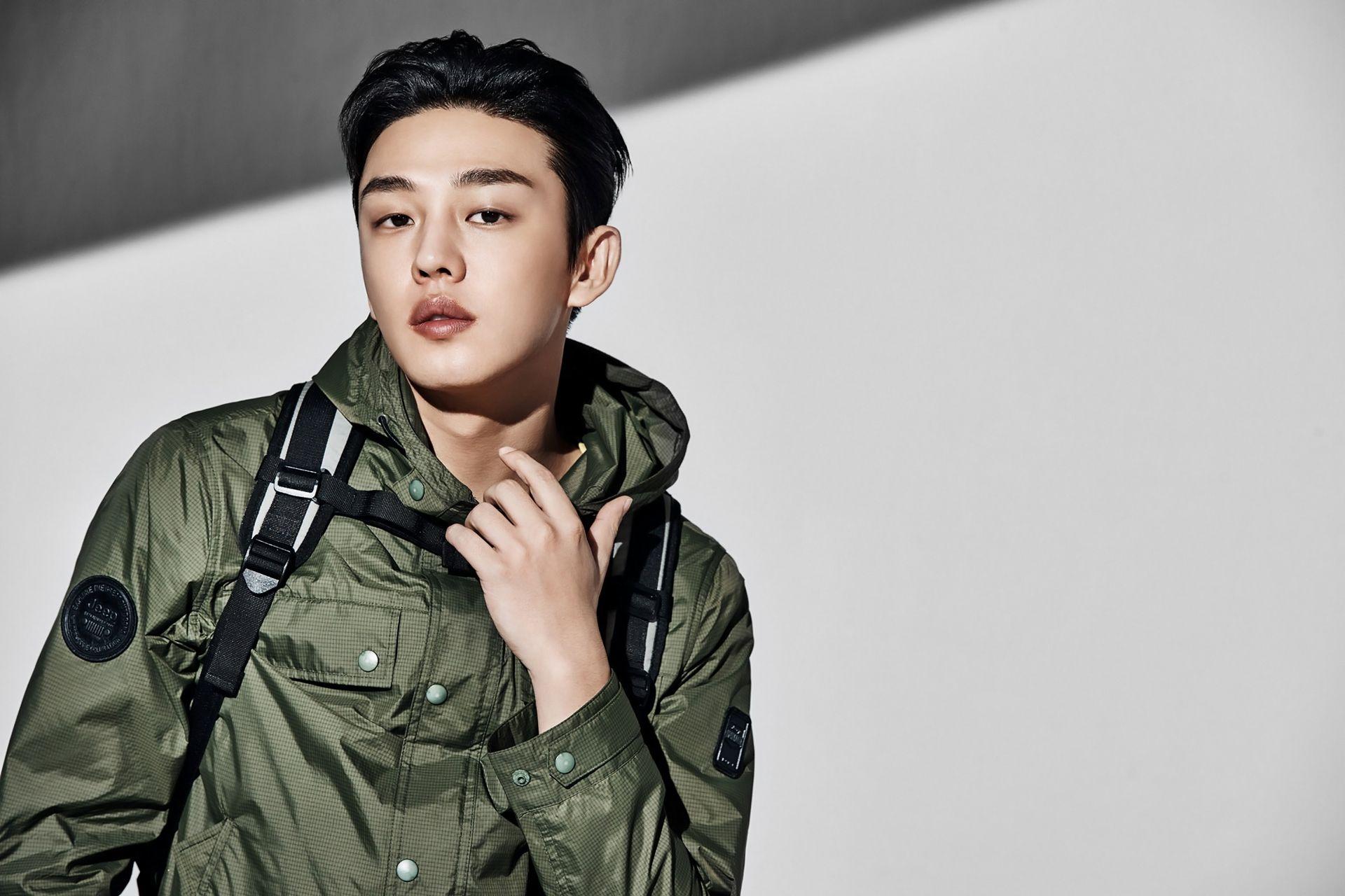 1920x1280 Yoo Ah In Brand (S S '16)
