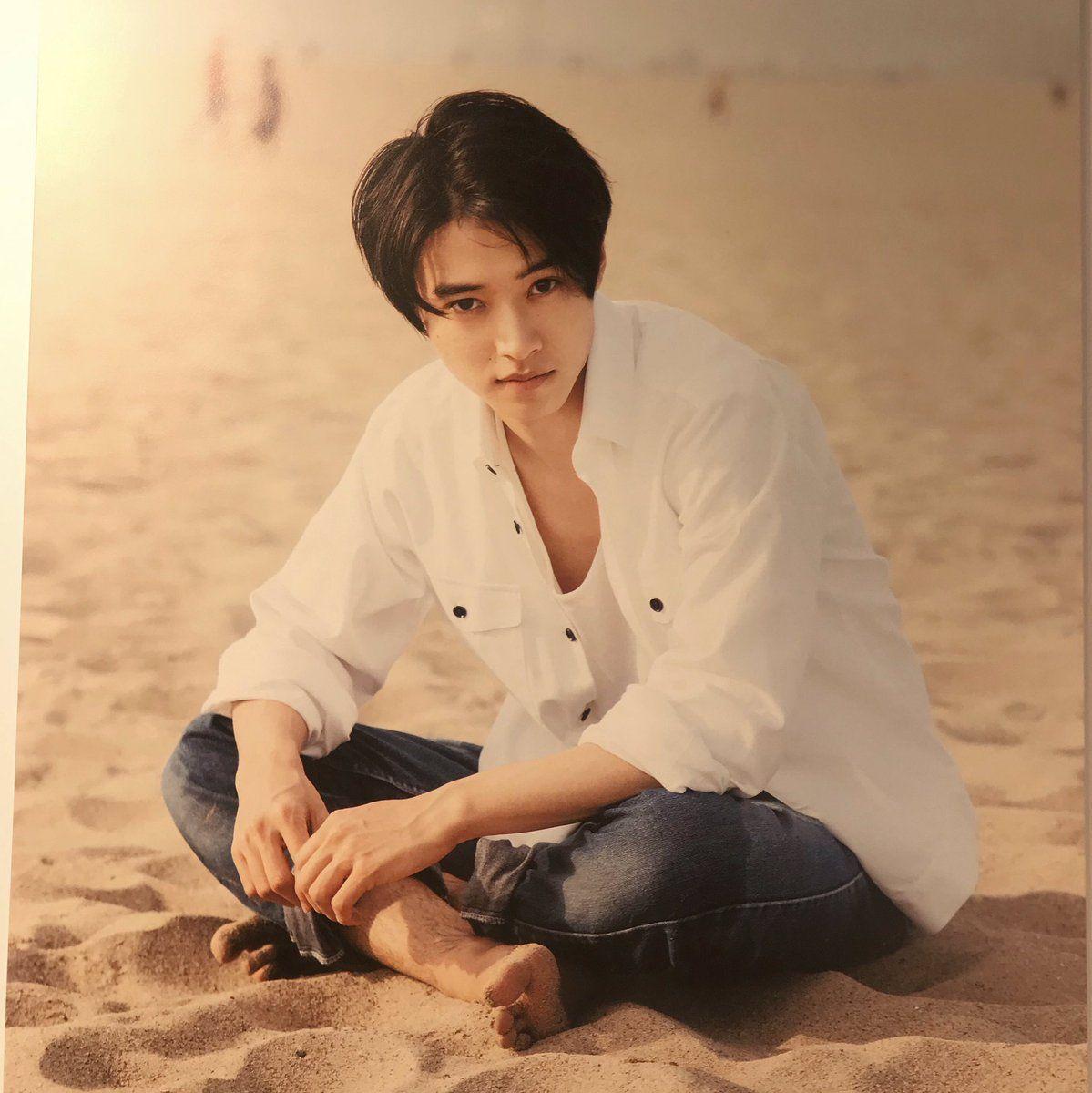 1199x1200 Kento Yamazaki Wallpaper
