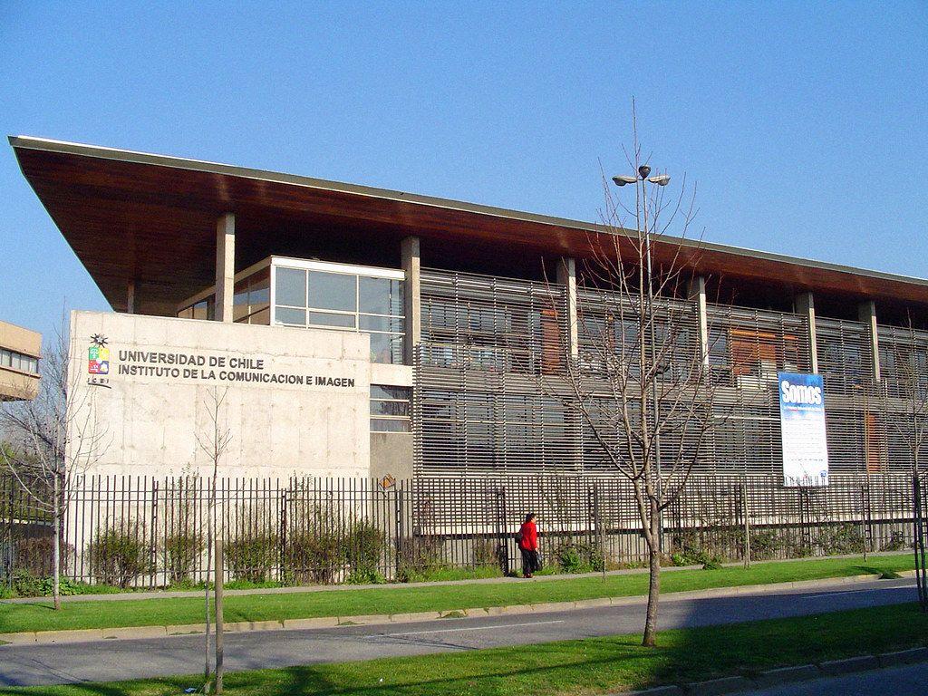 1024x768 Facultad de Periodismo, Universidad de Chile, C