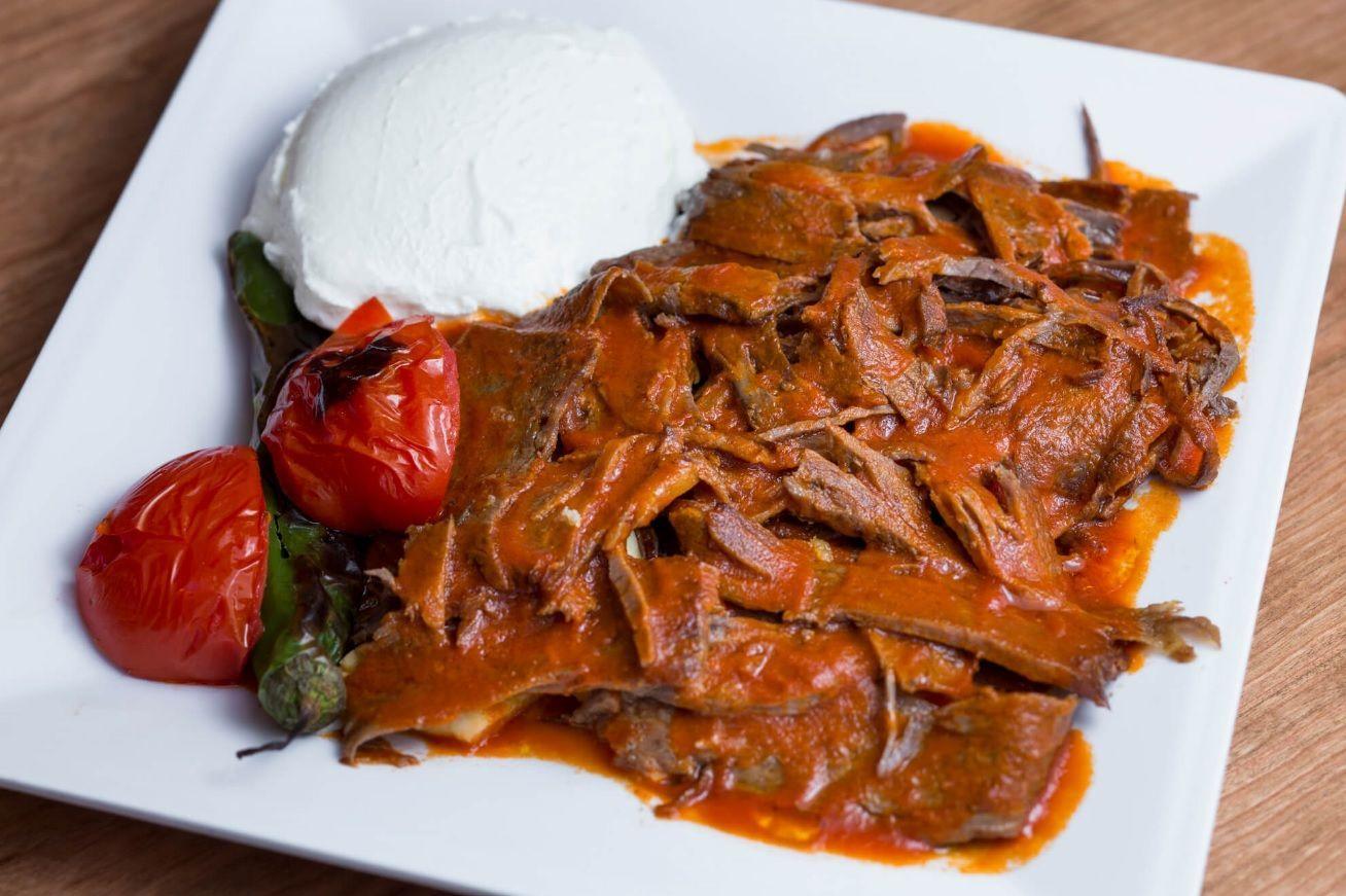 1308x871 İskender Kebab' is the king of Turkish Kebabs. If you're a meat lover, you already know that Turkish cuisine is the home o. Turkish recipes, Kebab, Kebab recipes
