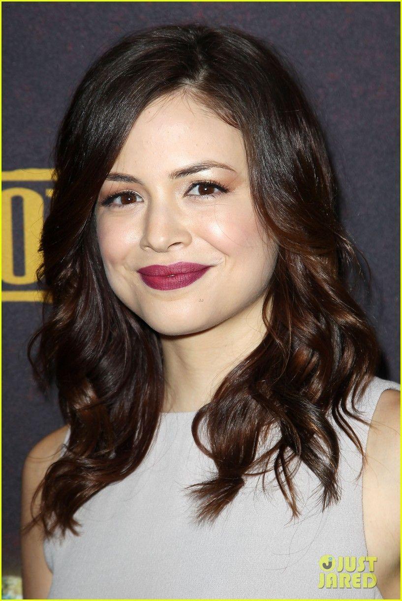 817x1222 Abbie Cornish & Richard Madden: 'Klondike' NYC Premiere!: Photo 3033205. Abbie Cornish, Augustus Prew, Conor Leslie, Jamie Chung, Johnny Simmons, Richard Madden Picture