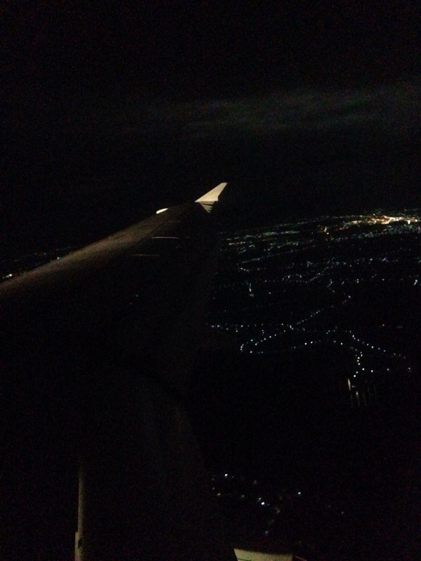 852x1136 Now flying in the Night wth air Asia