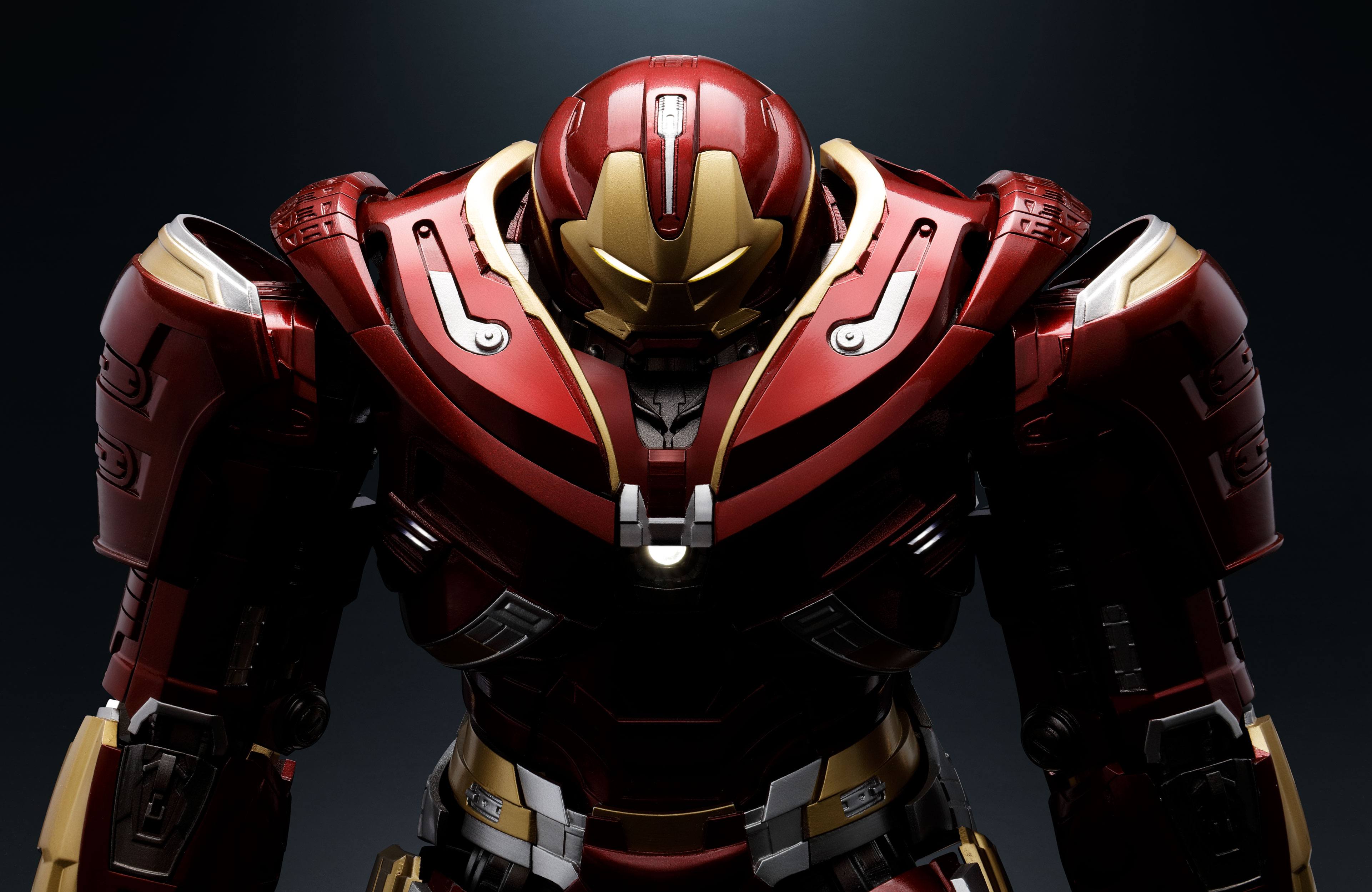 hulkbuster suit up