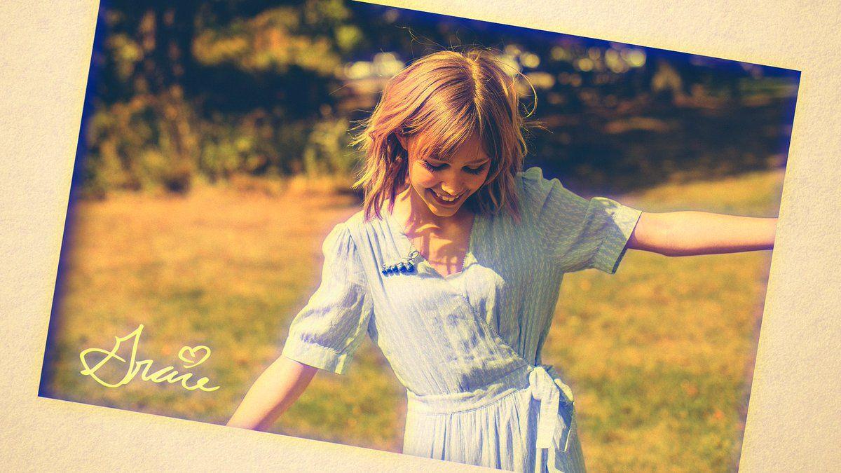 1200x675 Grace VanderWaal DE Memories