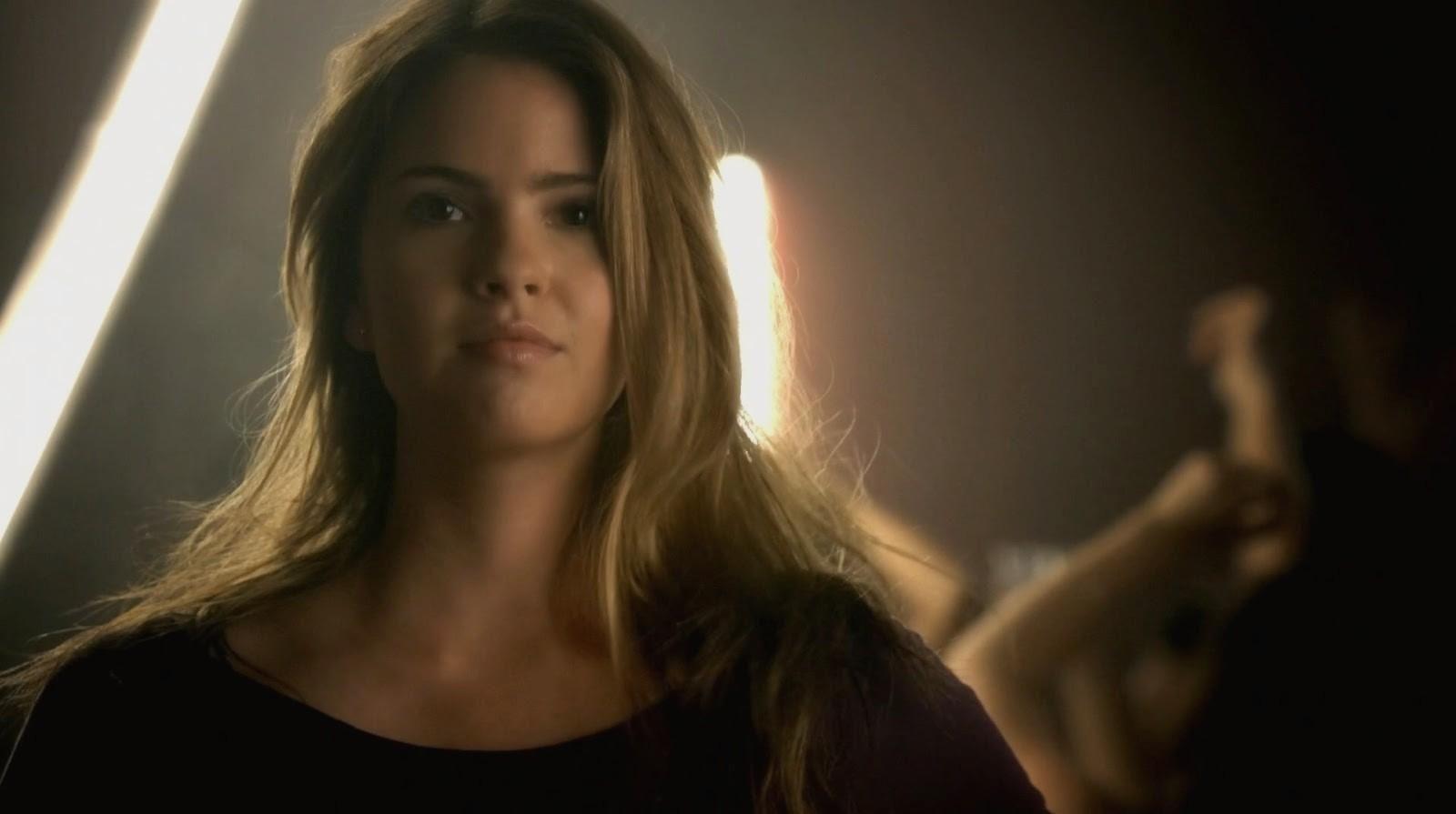 1600x895 Shelley Hennig Wallpaper