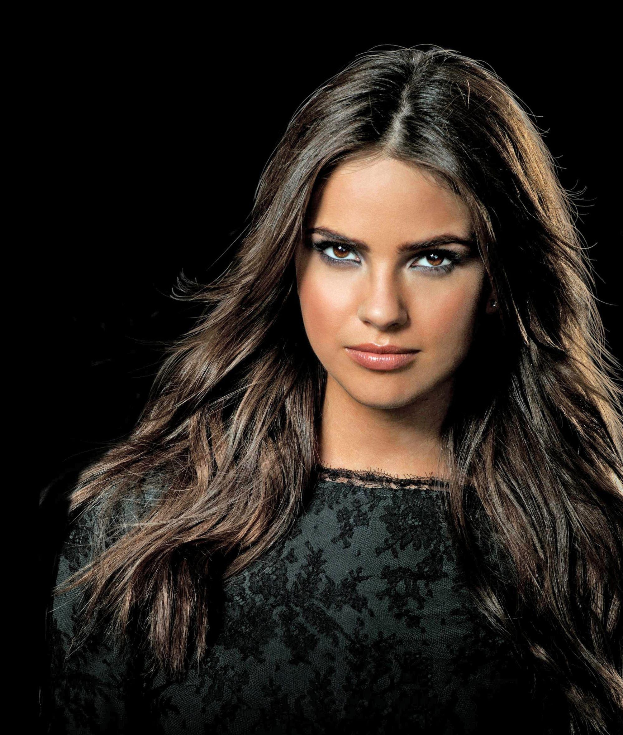 2000x2357 Shelley Hennig Wallpaper High Resolution and Quality Download
