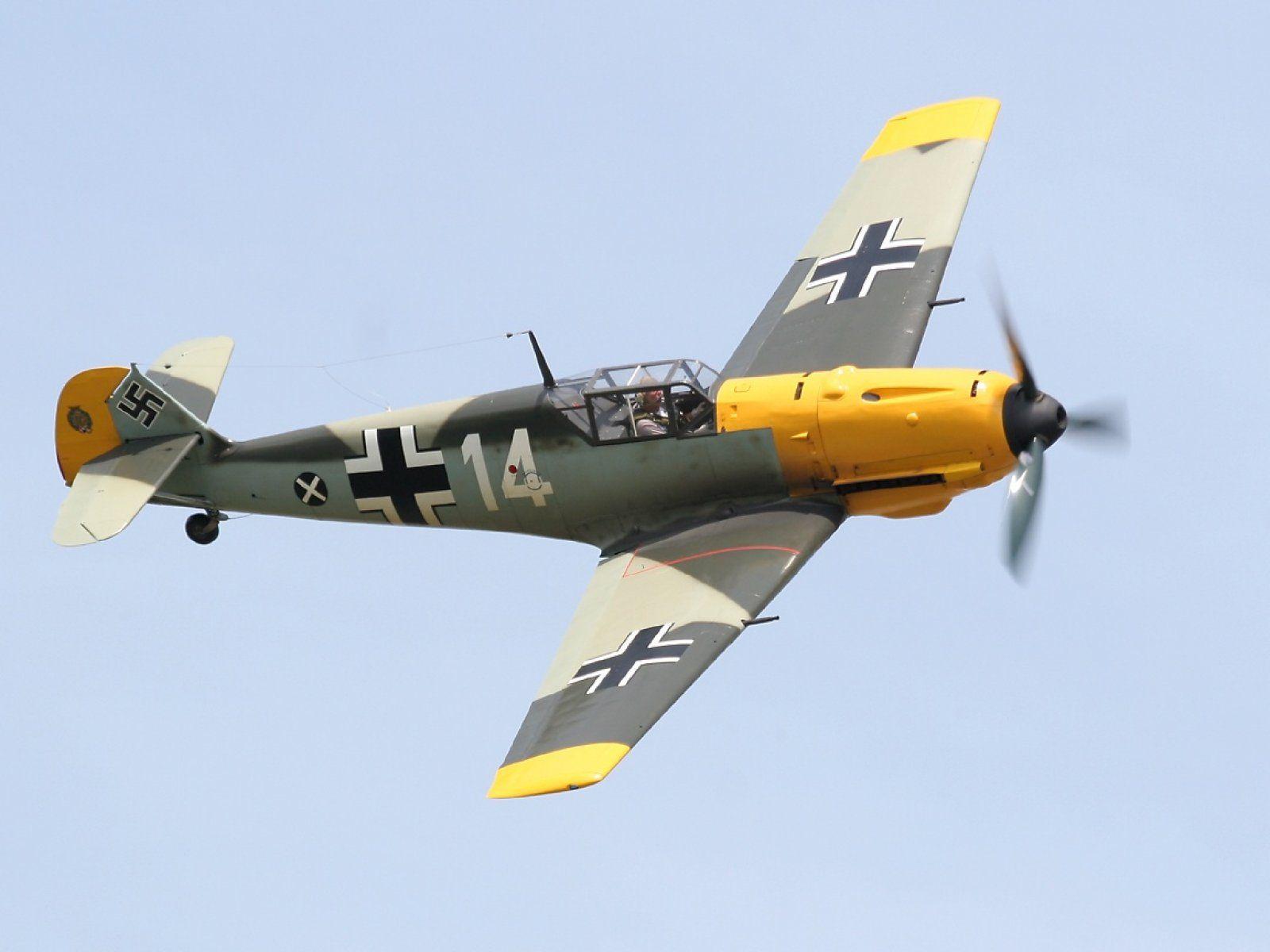 1600x1200 Messerschmitt Bf 109 wallpaper