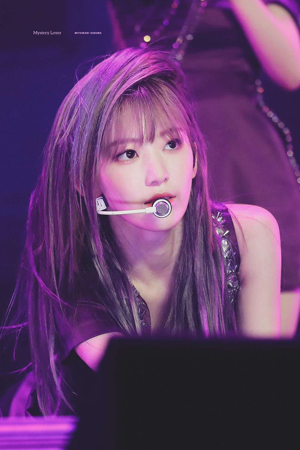 1000x1499 Izone Sakura Miyawaki Wallpaper