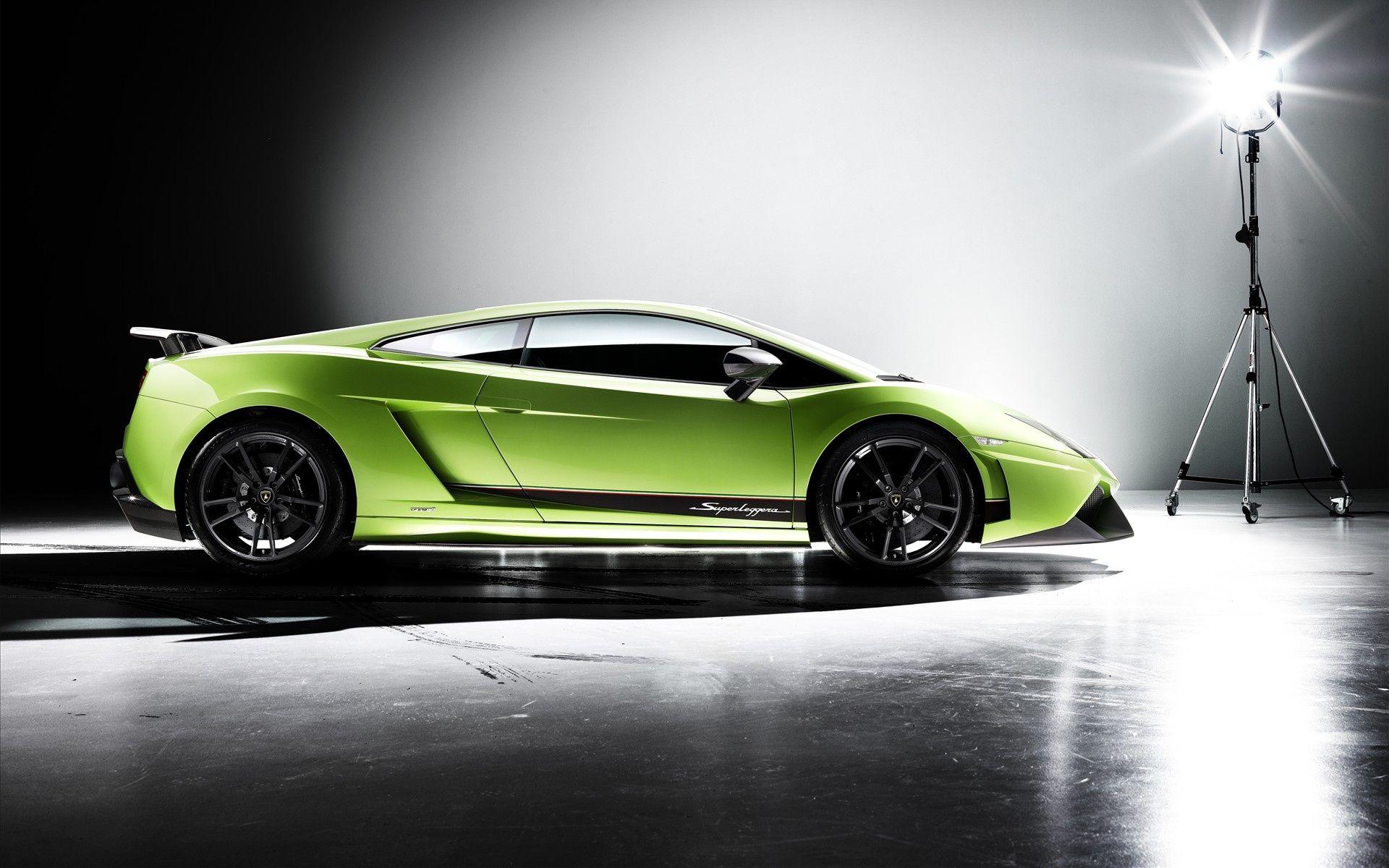 1920x1200 Gorgeous Exotic Car Wallpaper