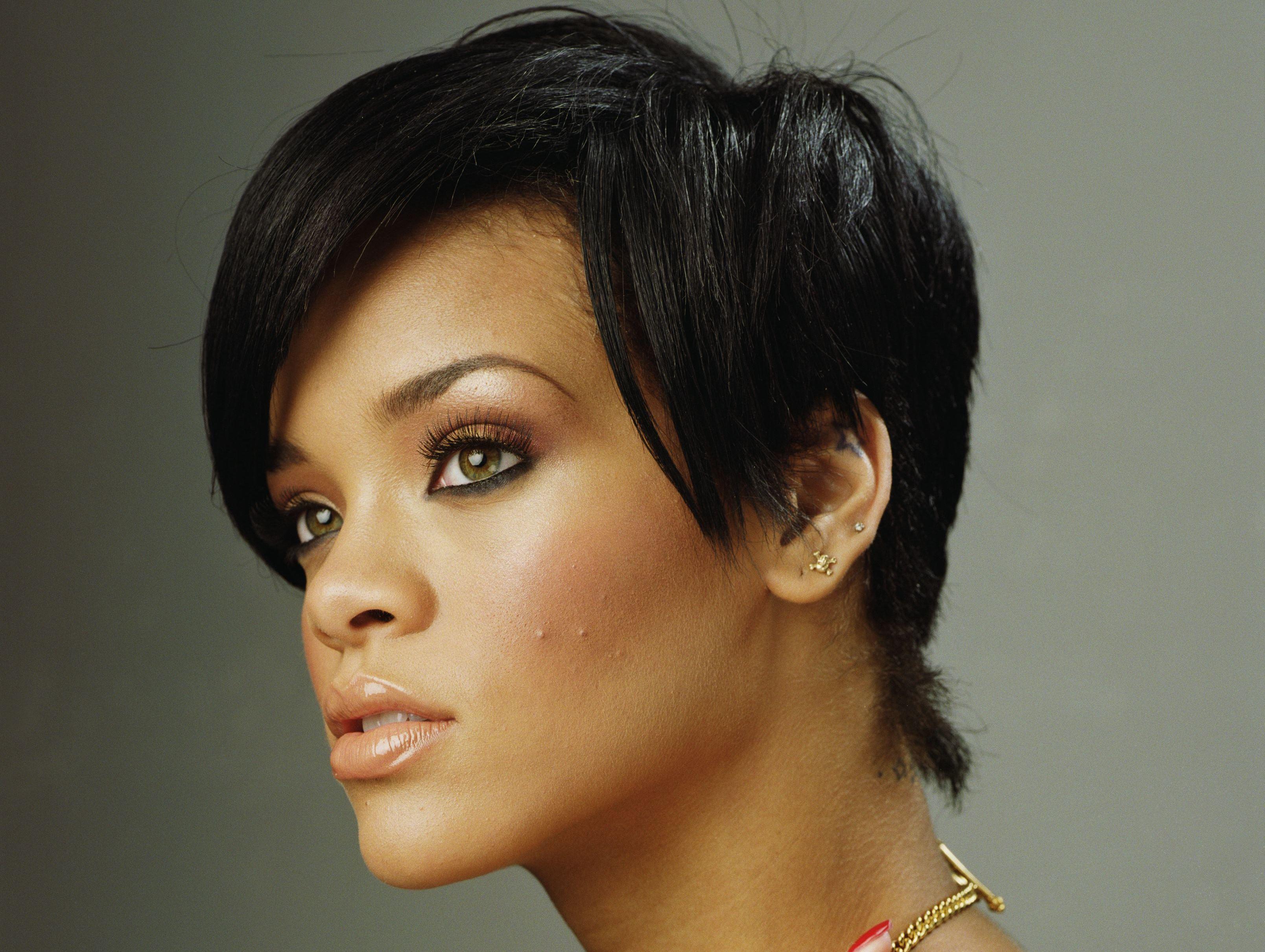 3216x2421 rihanna, singer, face Macbook Pro Retina Wallpaper, HD