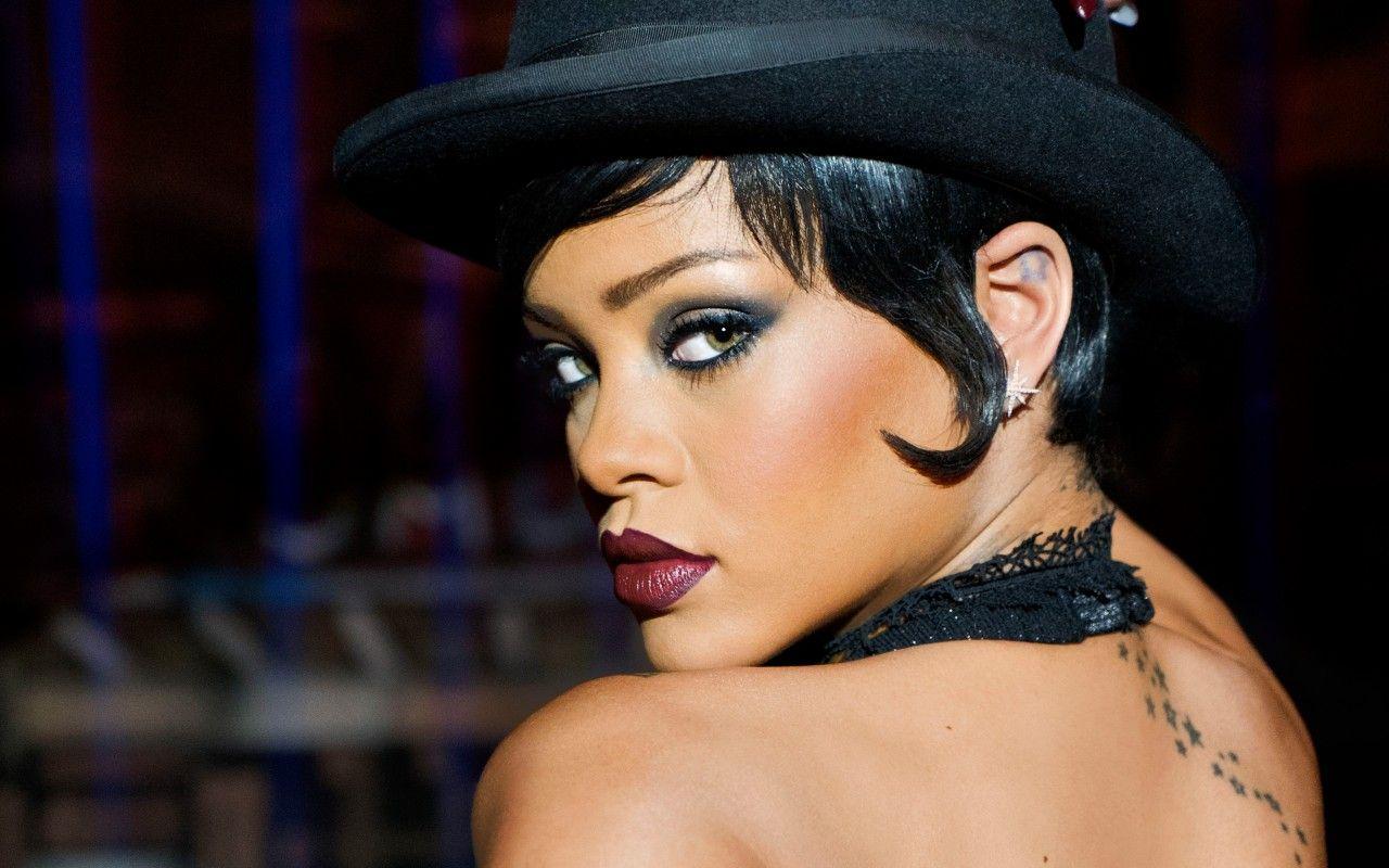 1280x800 Wallpaper Rihanna, Bubble, Valerian and the City of a Thousand