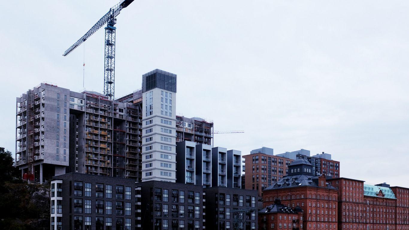 1366x768 Download wallpaper 1366x768 building, construction, architecture