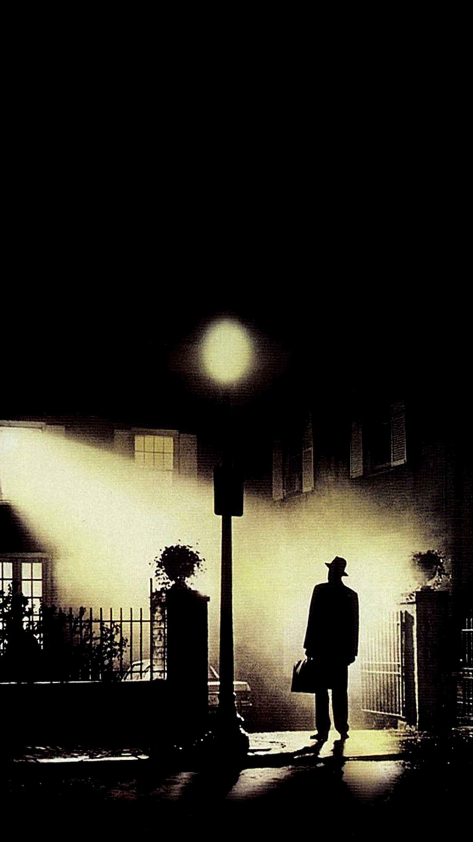 1536x2732 The Exorcist (1973) Phone Wallpaper. Tapety, Zakonnica