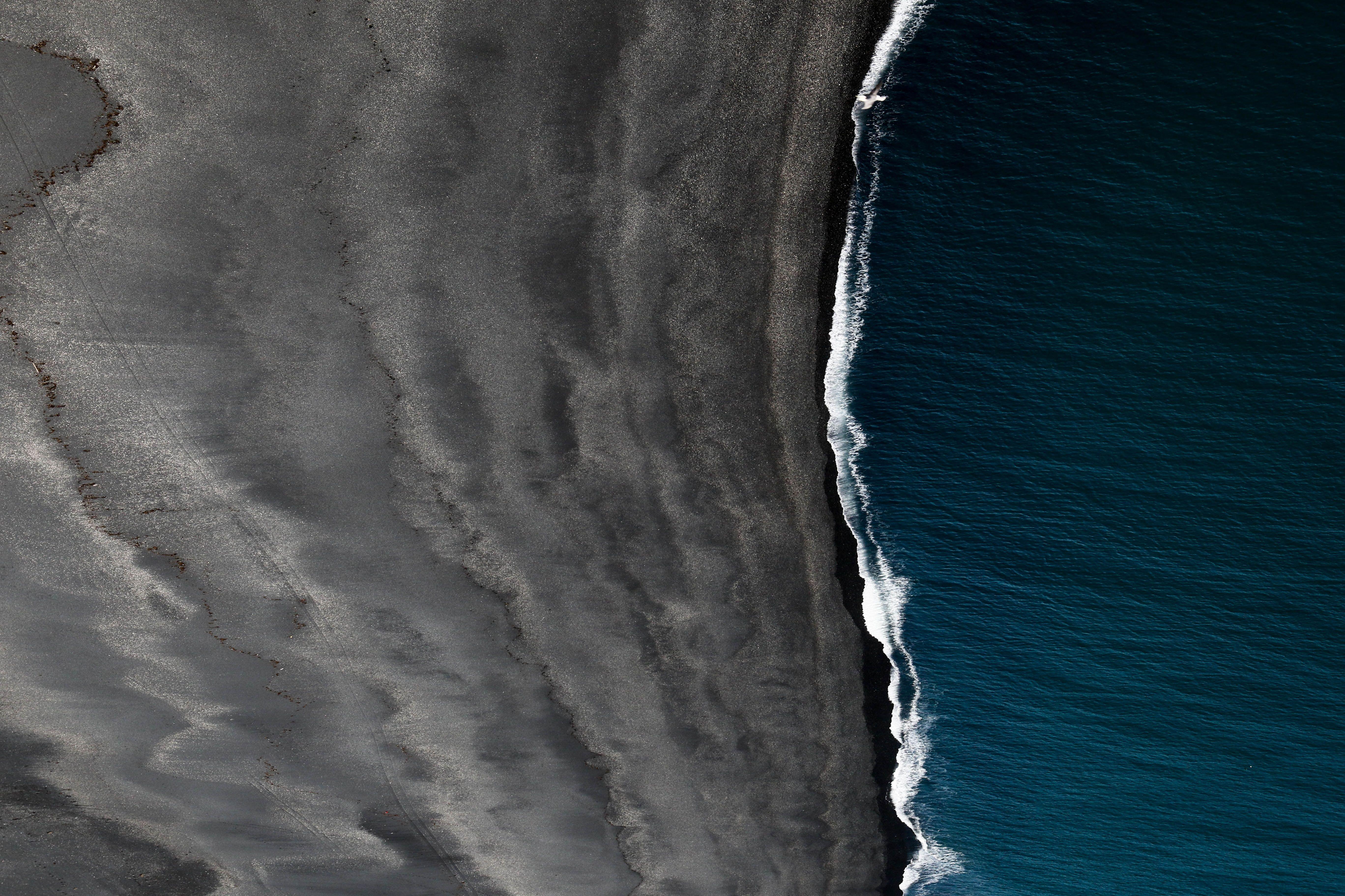 5472x3648 #landscape #black sand #birds eye view #Iceland #vik #sea