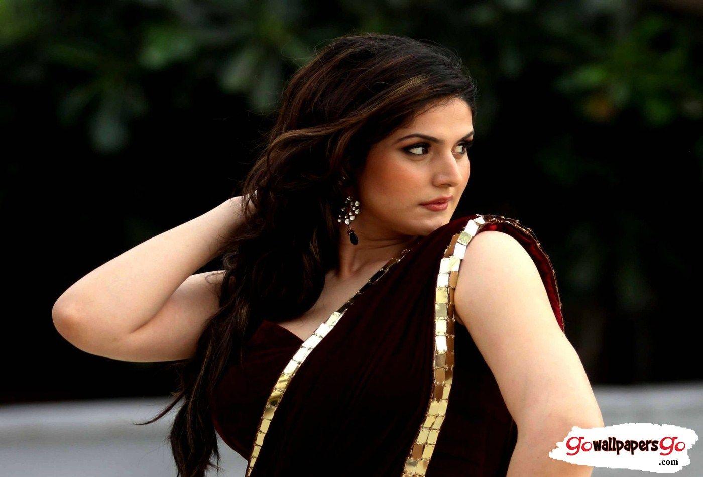 1400x950 Zarine Khan HD. Go Wallpaper Go