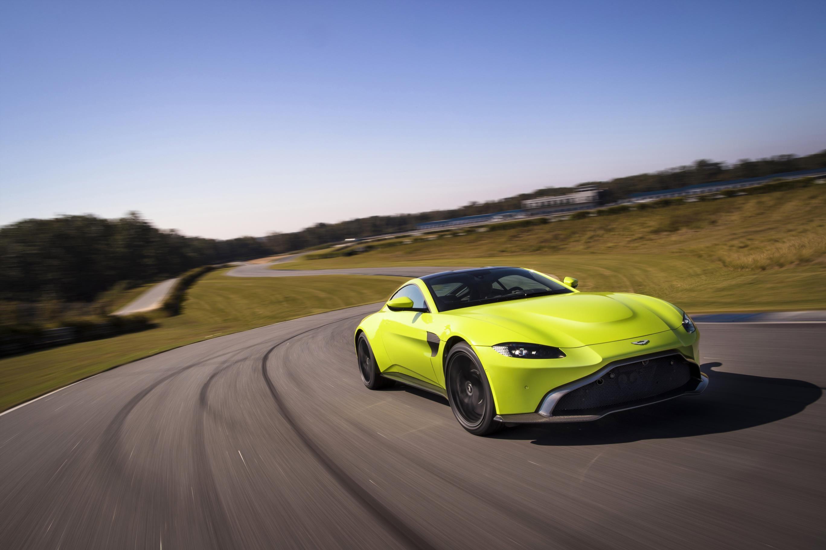 2736x1824 The Ultimate Guide to the 2018 Aston Martin V8 Vantage: Review