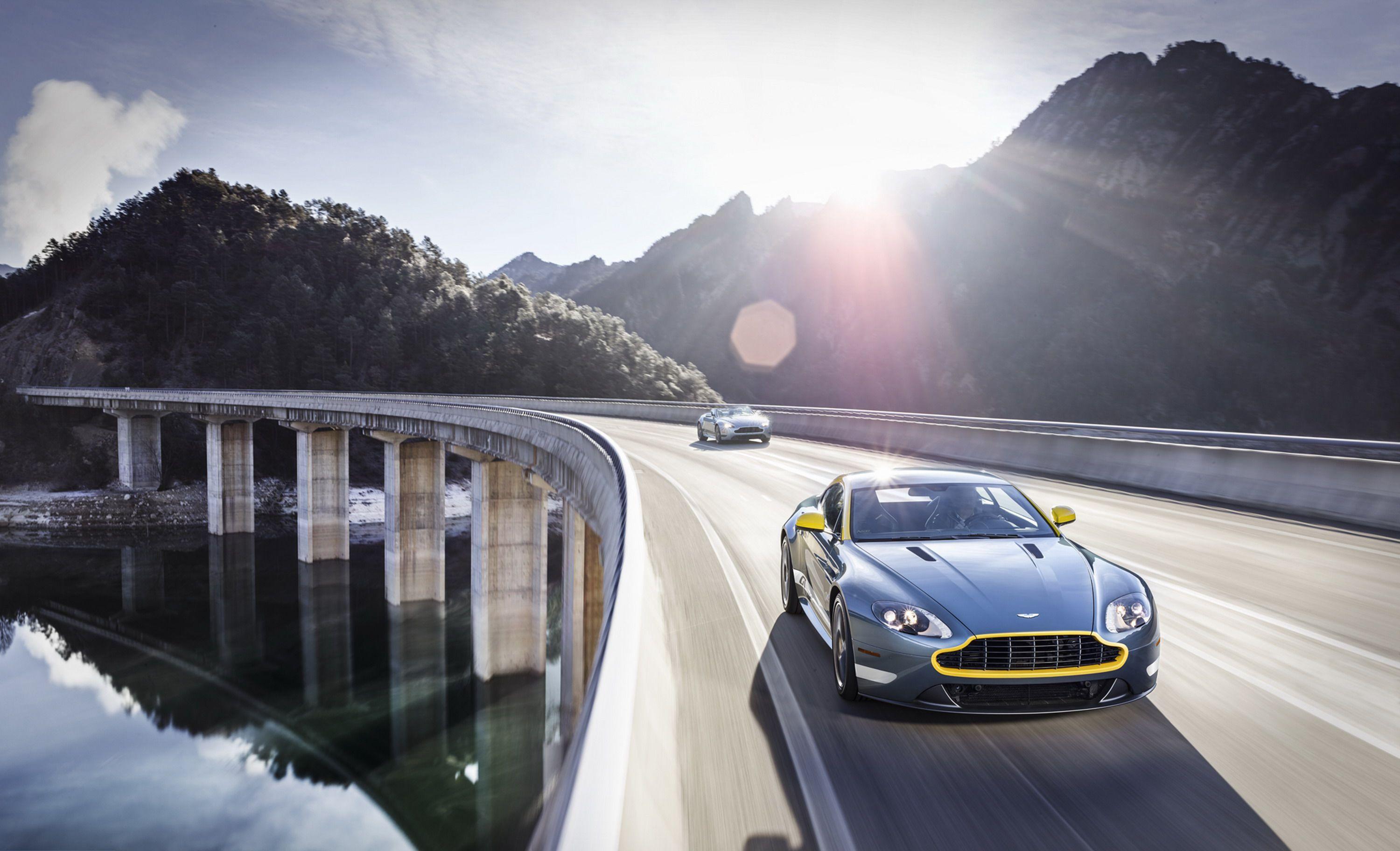 3000x1824 Aston Martin V8 Vantage GT Picture, Photo, Wallpaper