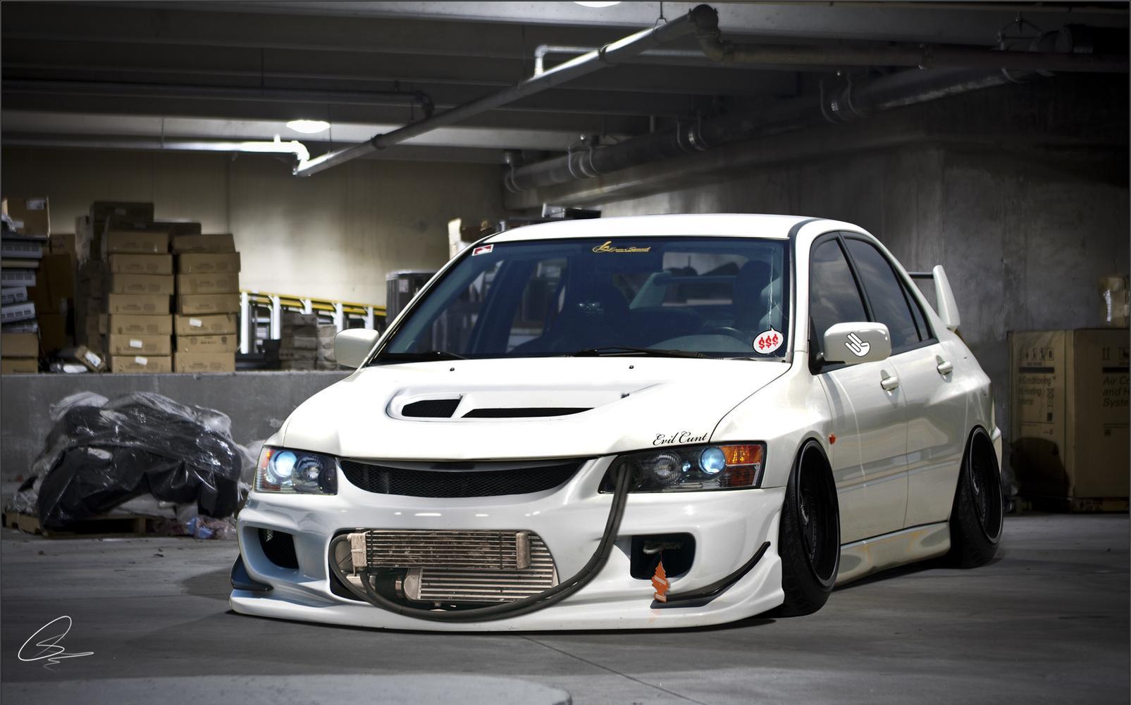 1605x1001 Mitsubishi Lancer Evolution Gsr Wallpaper