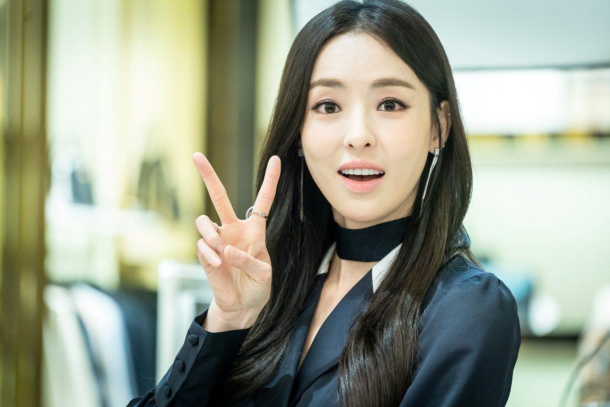 1200x801 Netizen Drama