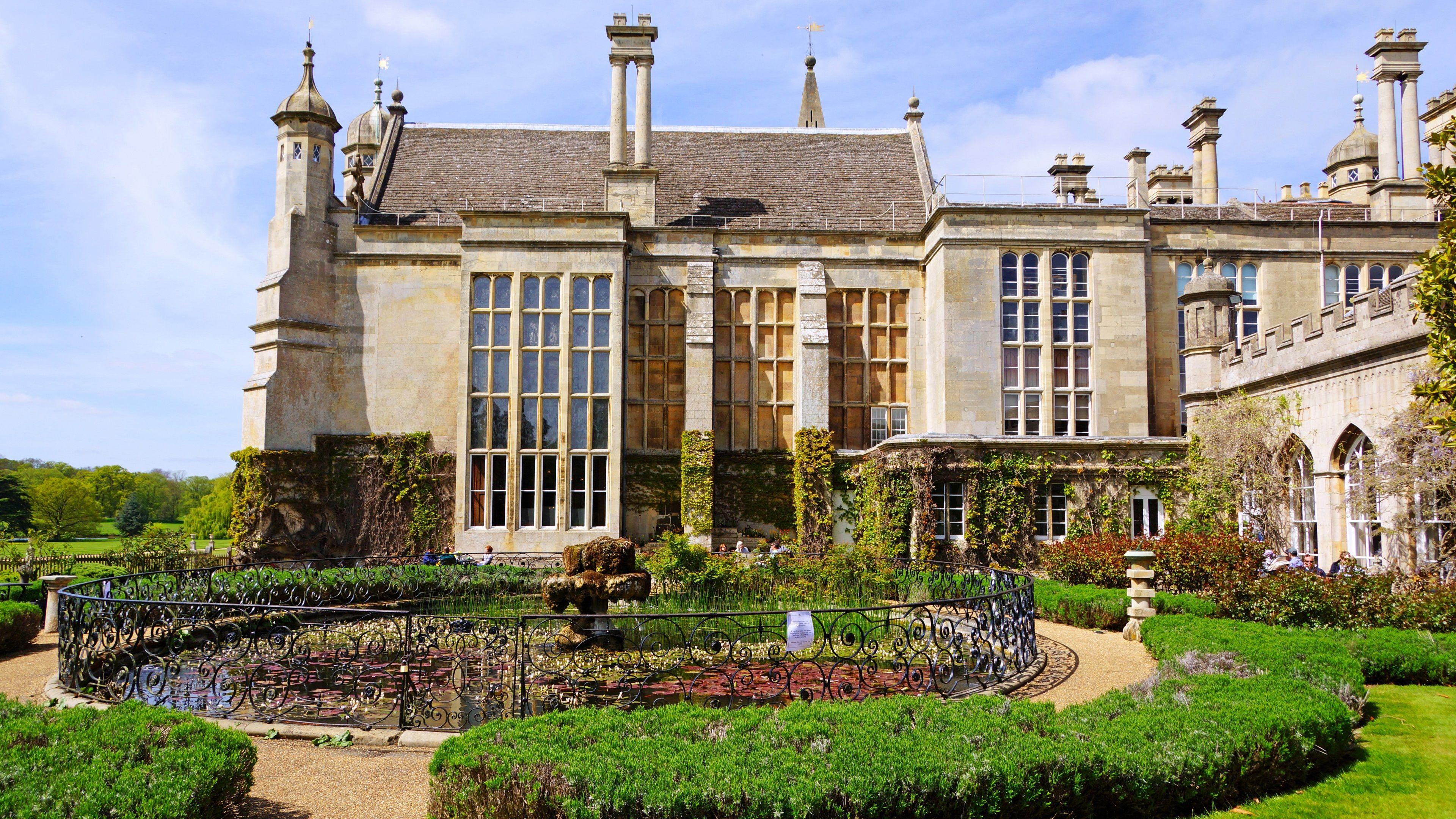 3840x2160 Burghley house, England wallpaper