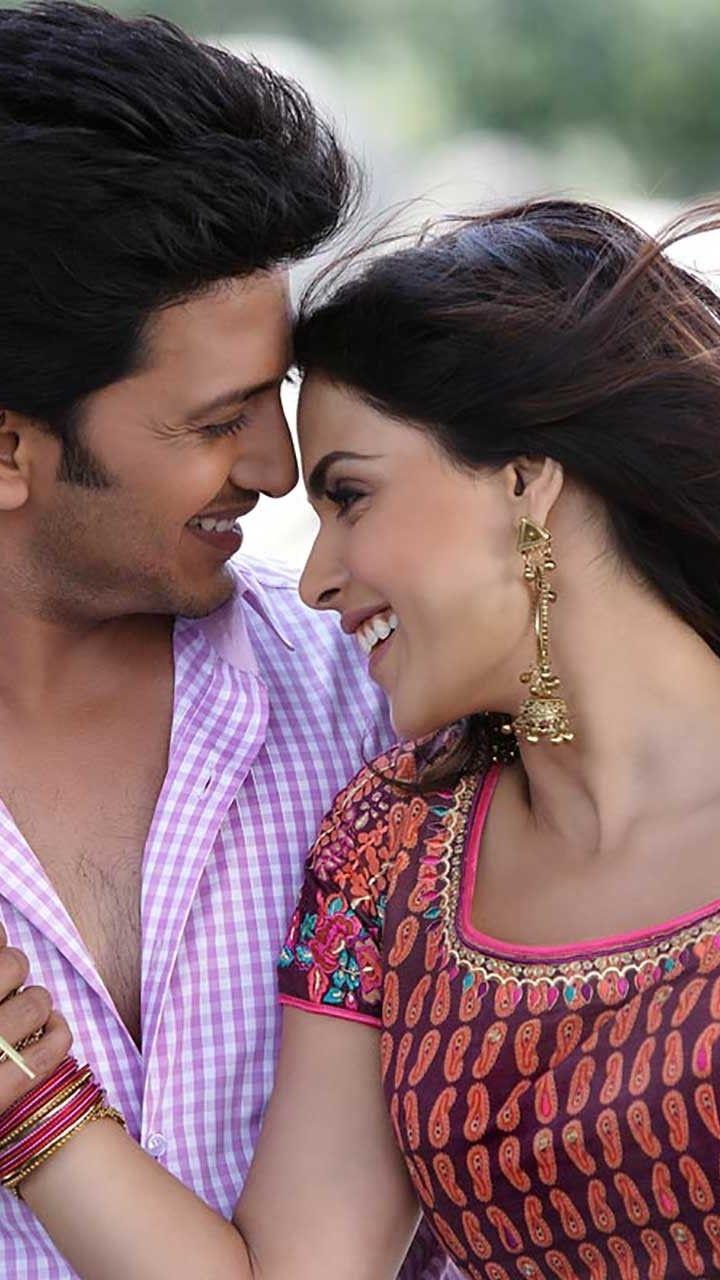 720x1280 Indian Love Couple Wallpaper 00279