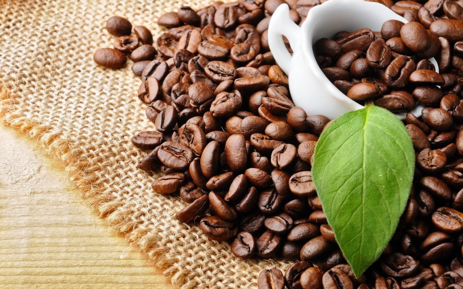 1920x1200 Coffee Bean Wallpaper