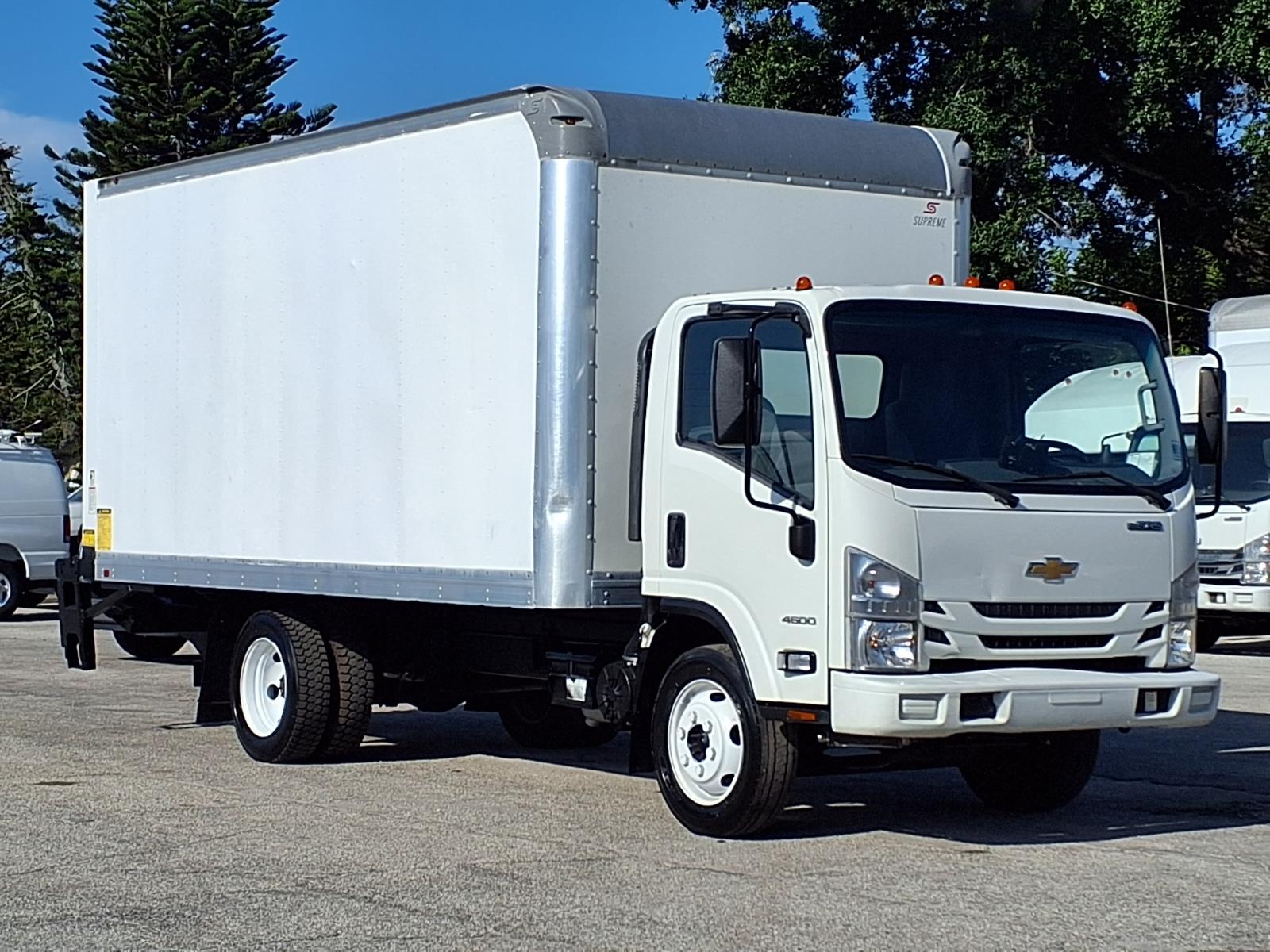 1600x1200 Box Trucks near Bradenton, Florida