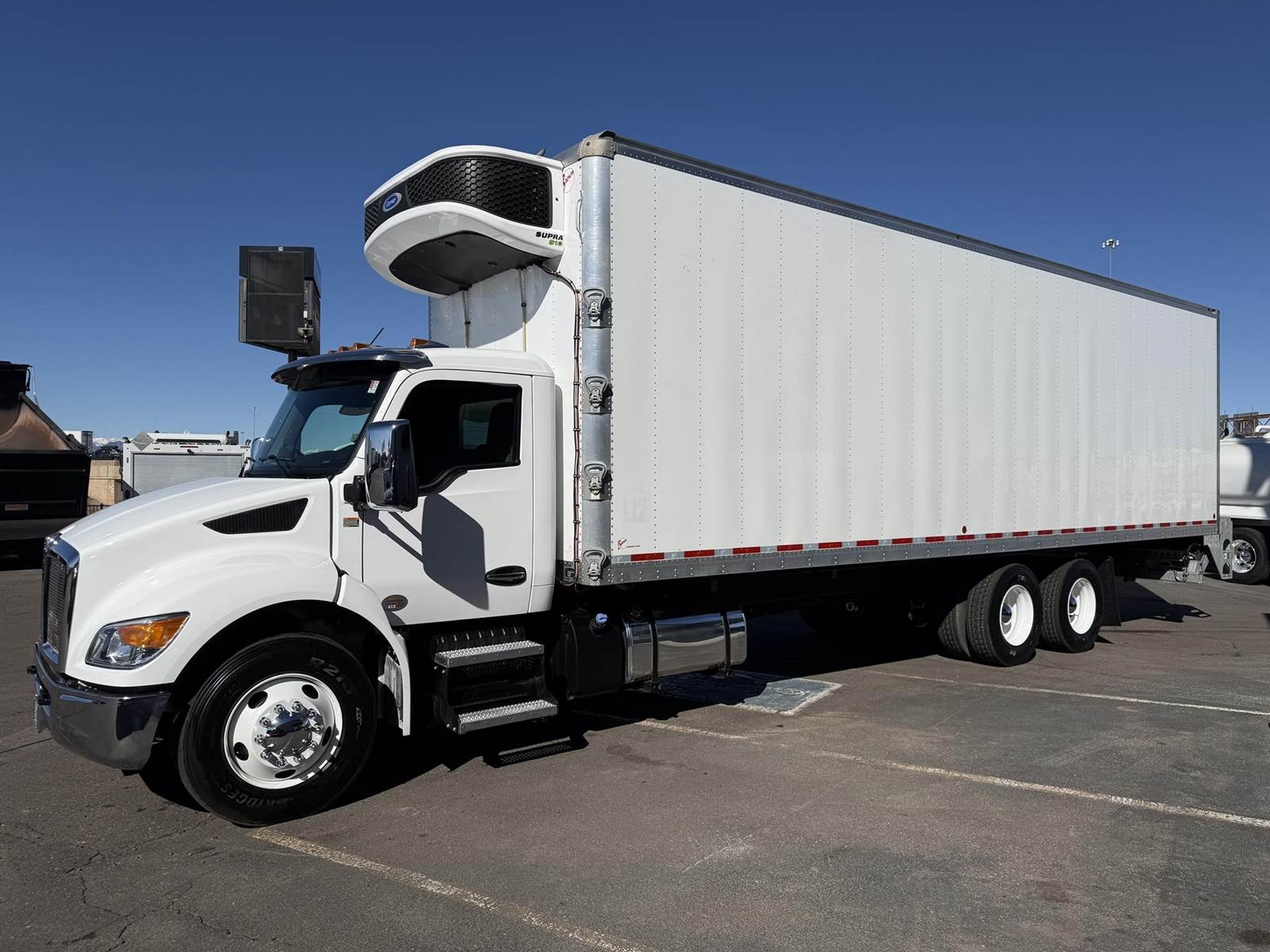 1600x1200 Kenworth T480 32 ft Box Truck, 5 Speed Automatic, Liftgate, 138 Hours. Denver, COD