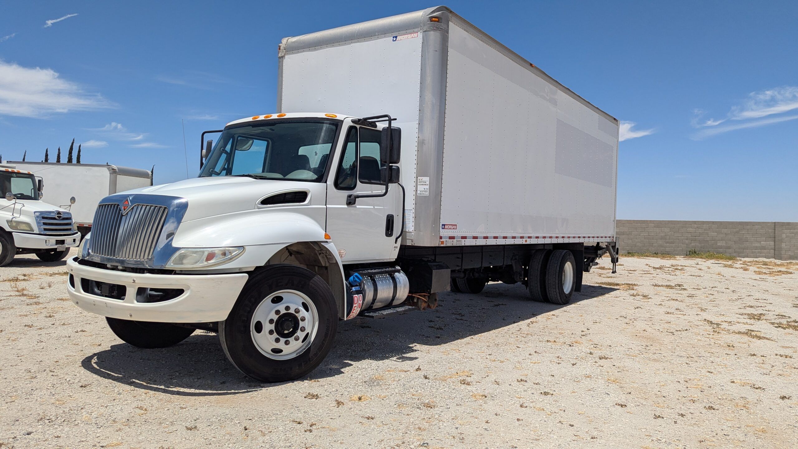 2560x1440 Box Truck