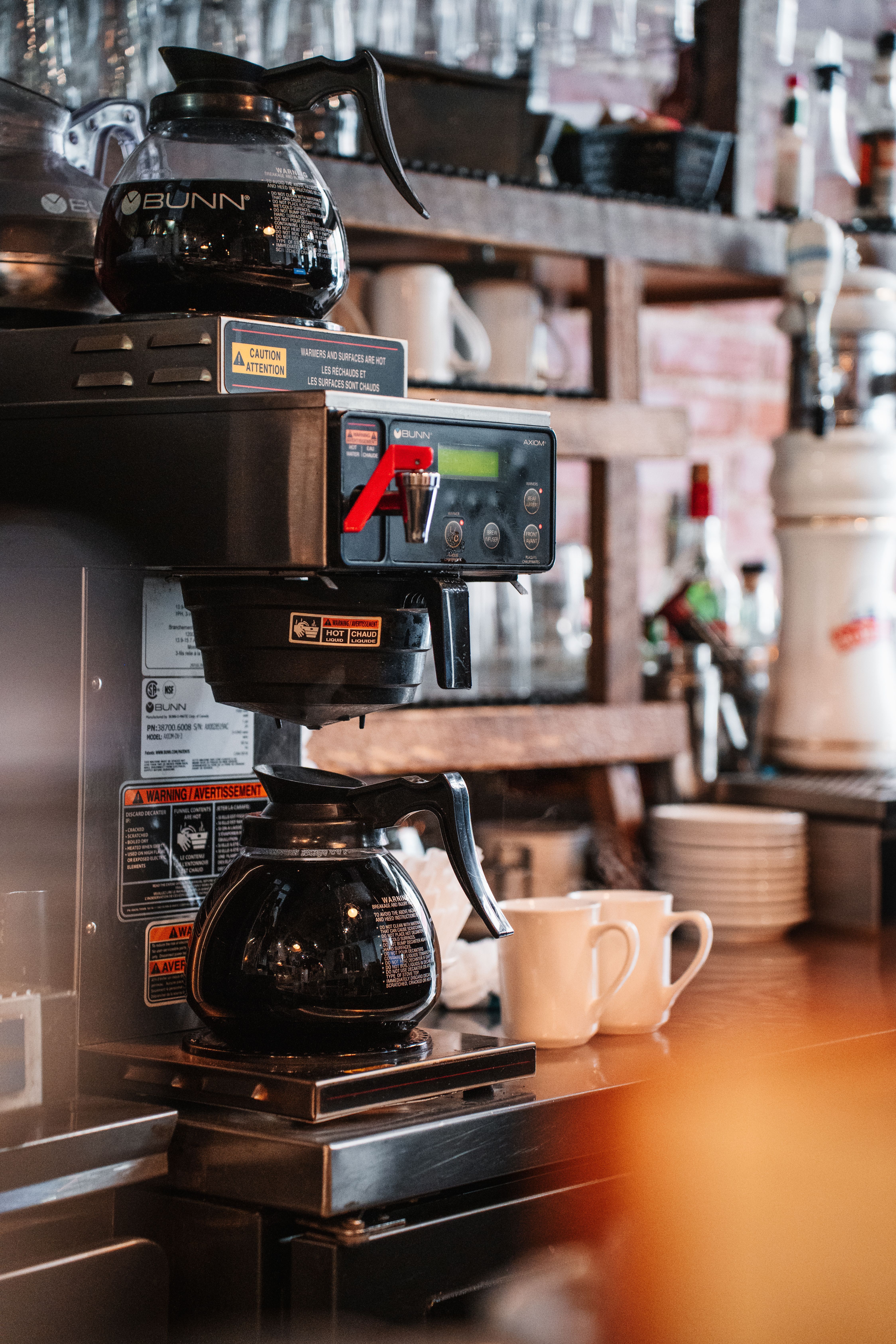 4495x6742 Cozy Kitchen with Coffee Machine and Sunlight · Free