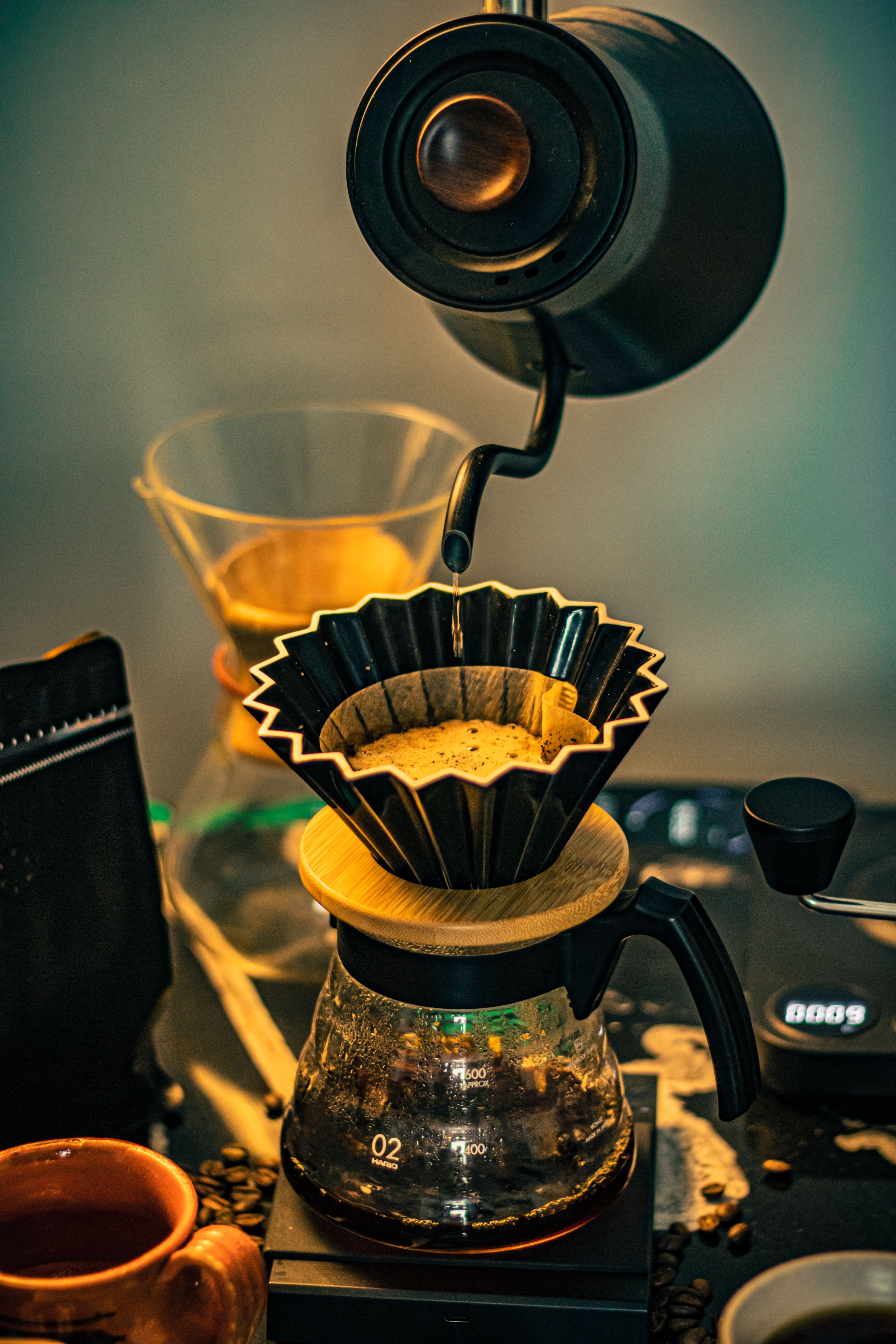 4000x6000 Artisan Pour Over Coffee Brewing At Café In Mexico City · Free