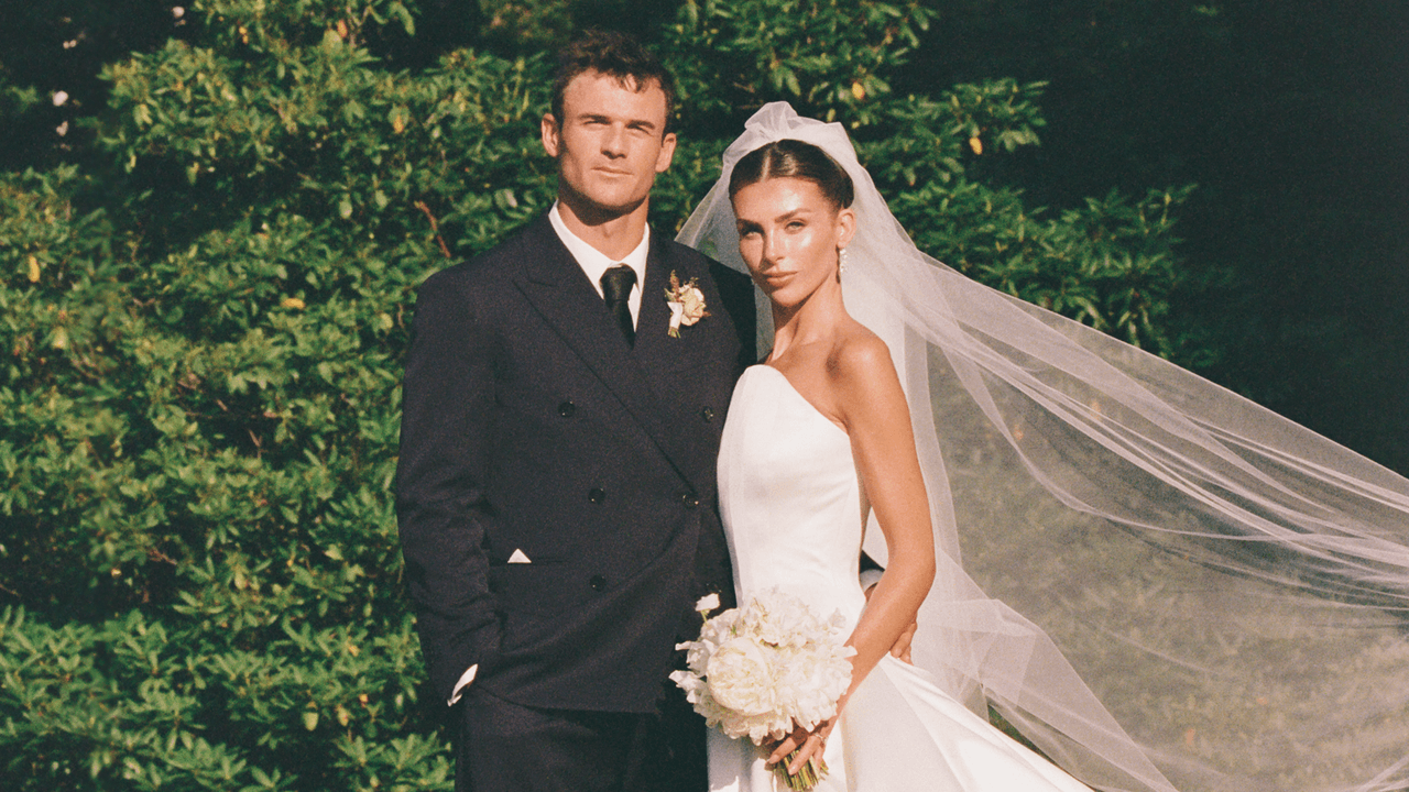 1280x720 Paige Lorenze Wore Carolina Herrera to Marry Tommy Paul at Old Westbury Gardens