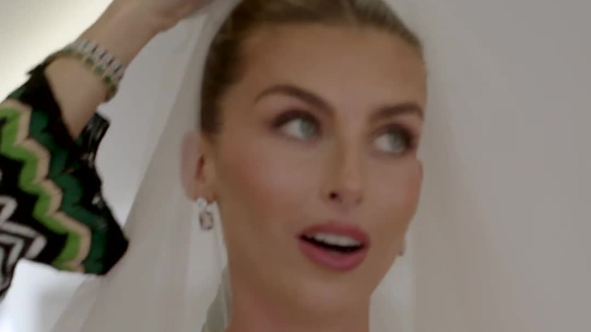 1920x1080 Paige Lorenze's Final Wedding Dress Fitting