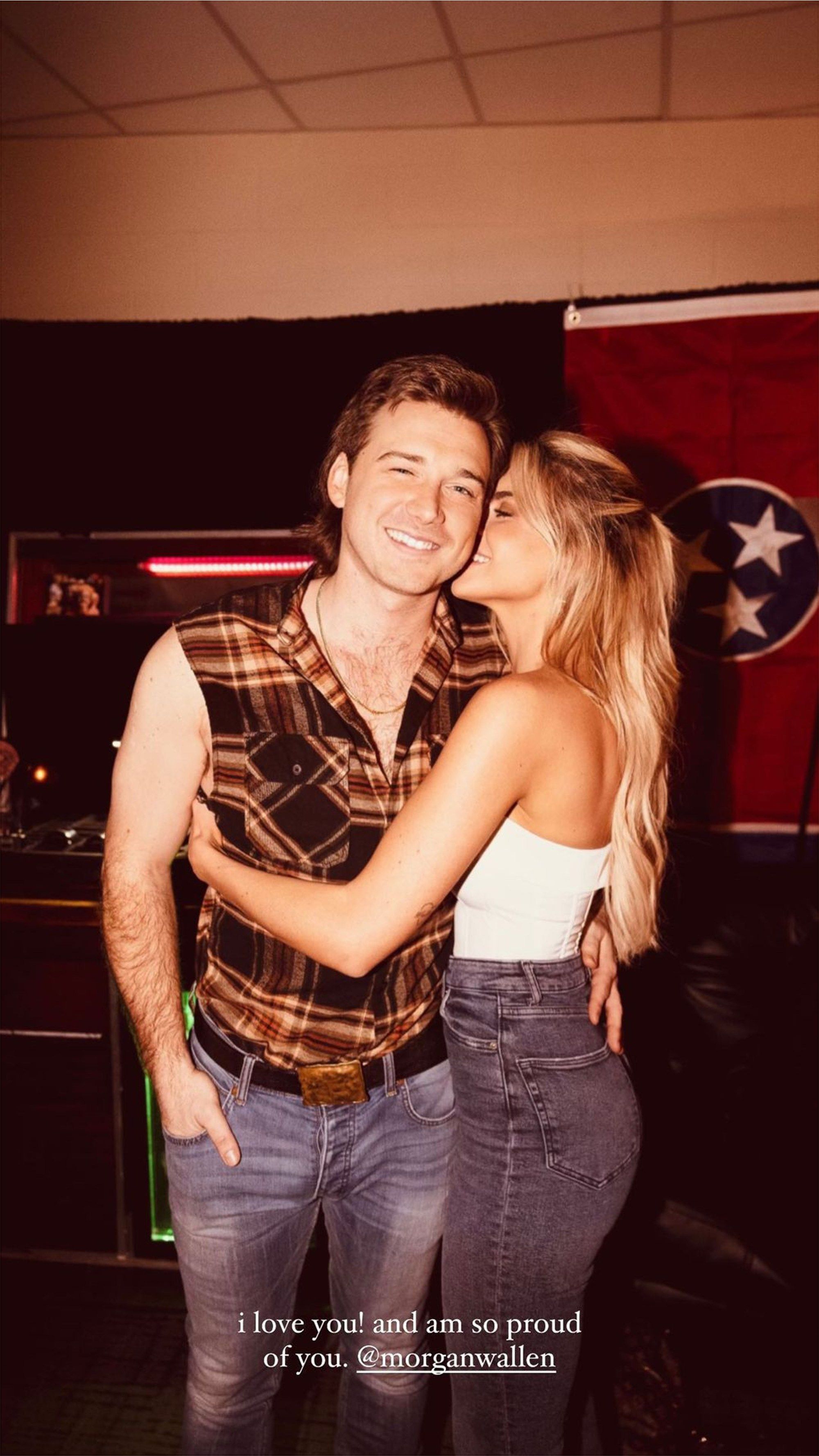 2000x3555 Morgan Wallen, Girlfriend Paige Lorenze Are Instagram Official