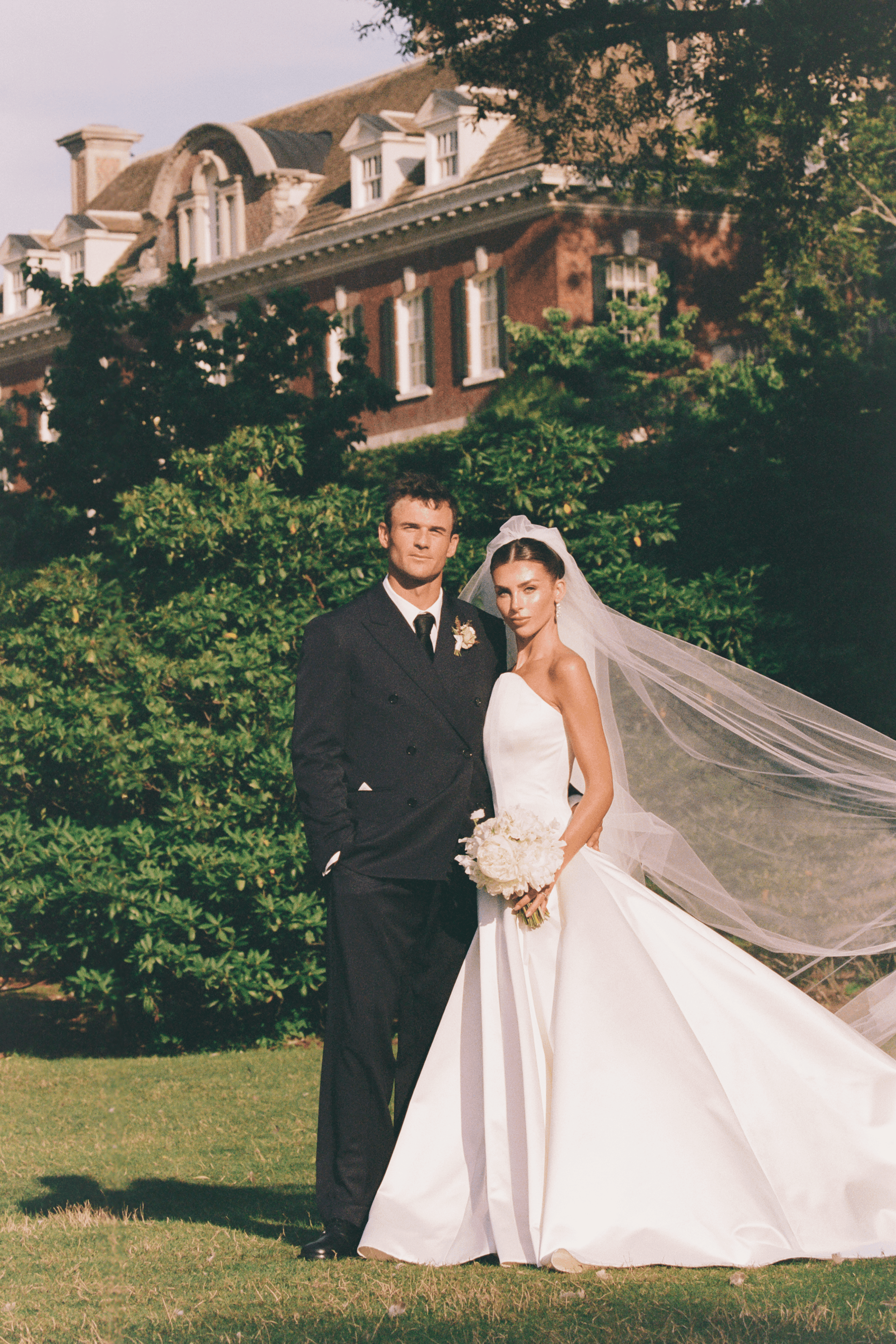2170x3255 Paige Lorenze Wore Carolina Herrera to Marry Tommy Paul at Old Westbury Gardens