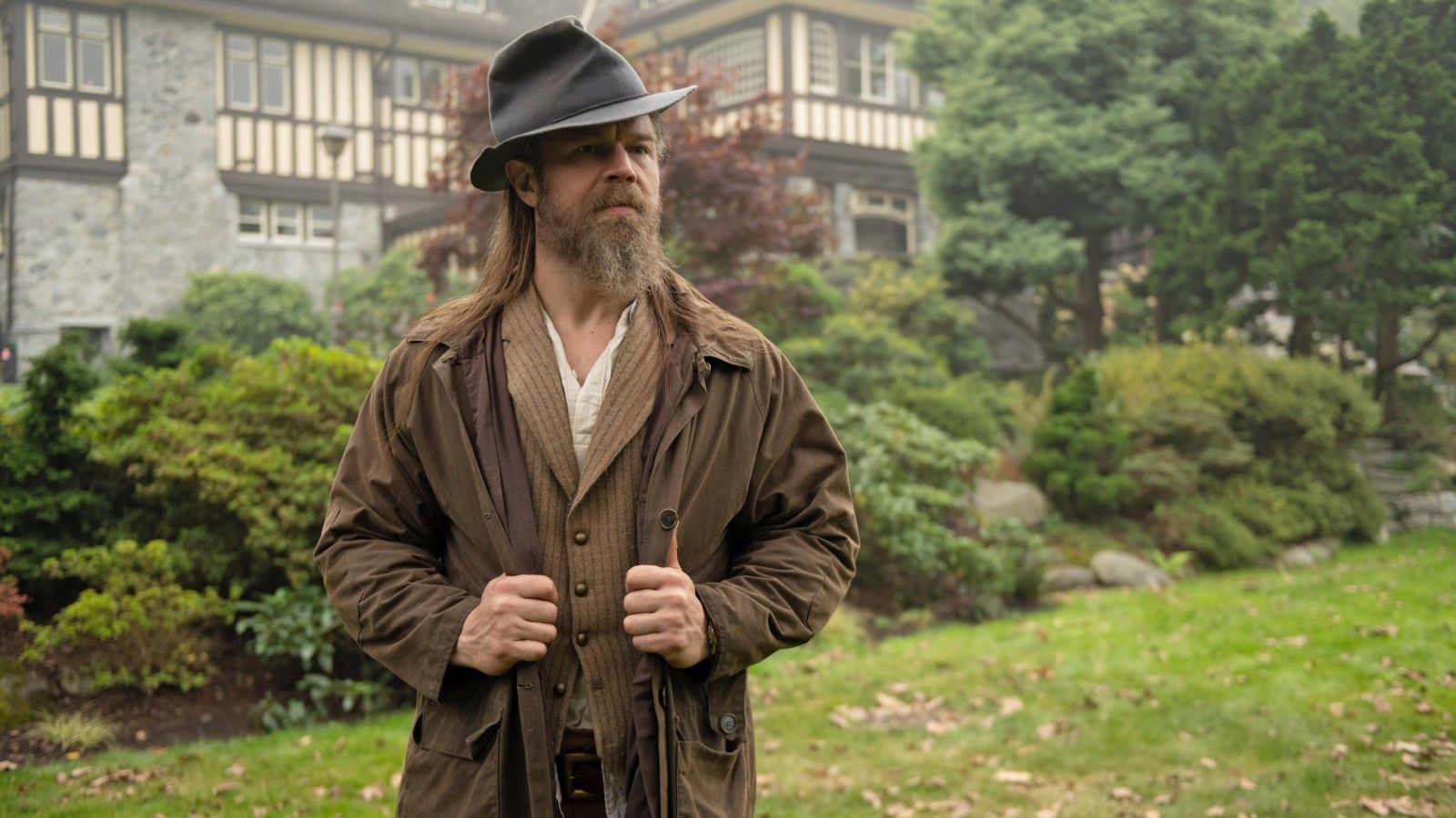 1600x900 Ryan Hurst Milligan HD The Mysterious Benedict Society Wallpaper