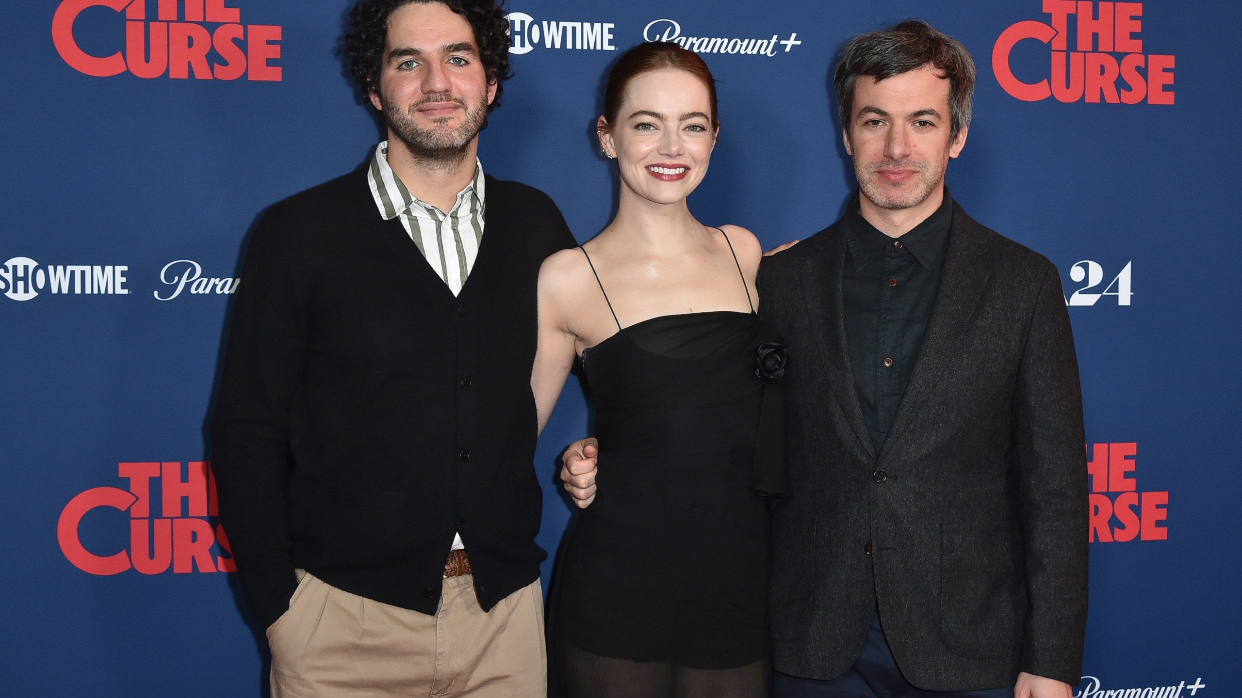 2560x1440 The Curse' embraces cringe and absurdism. Emma Stone wanted in before she even knew what it was