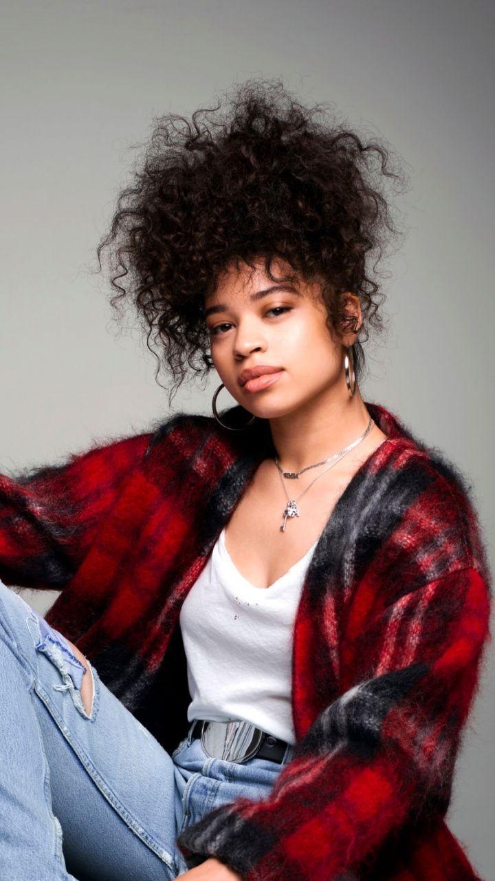 720x1280 Curly hair, beautiful, Ella Mai Wallpaper. Curly hair styles
