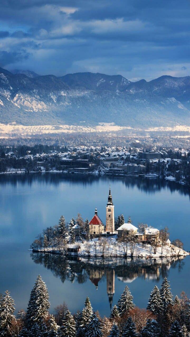 720x1280 Lake Bled, Slovenia. Xiaomi wallpaper, Wallpaper carousel, Scenery