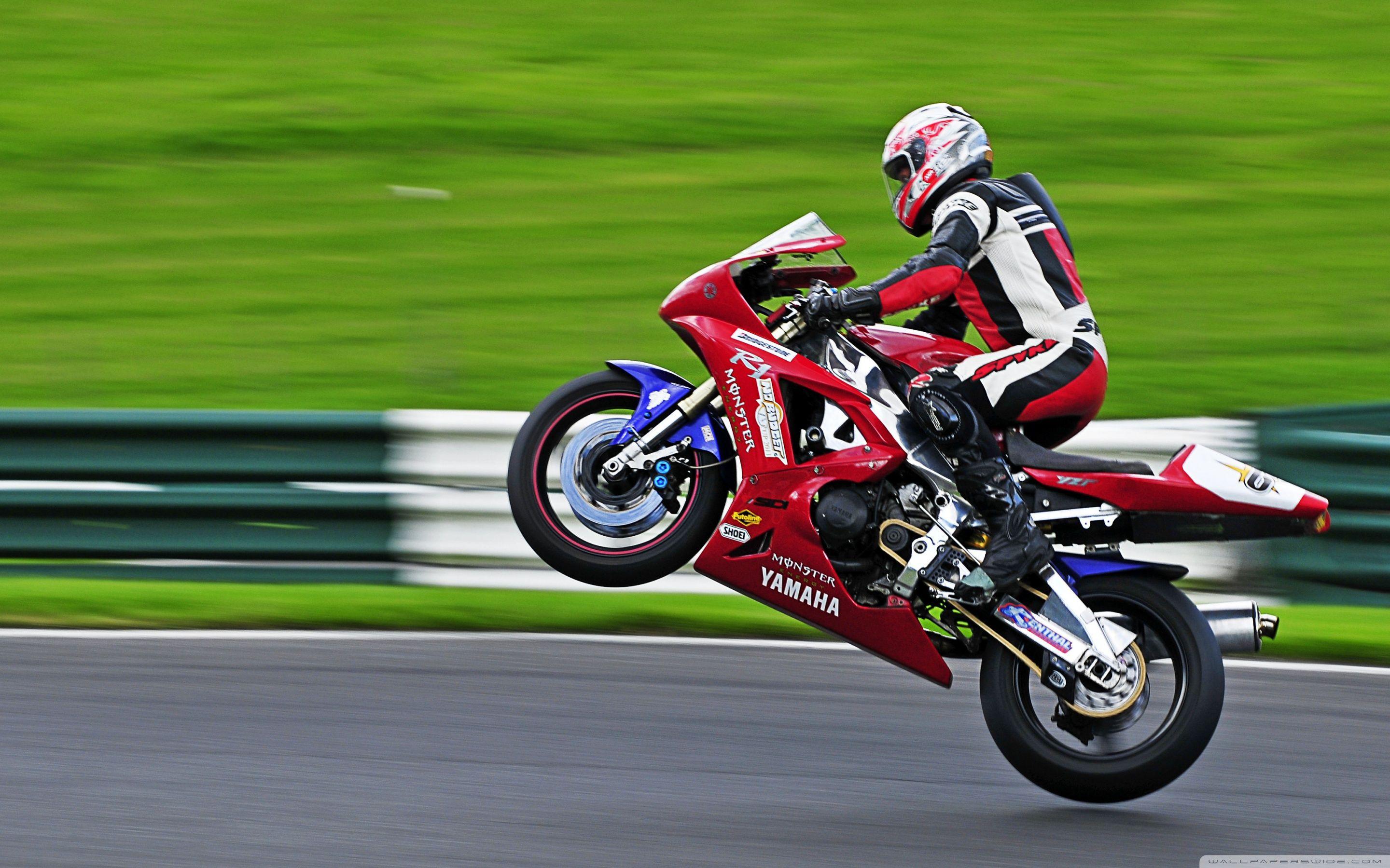 Bike Race Wallpapers Top Free Bike Race Backgrounds WallpaperAccess