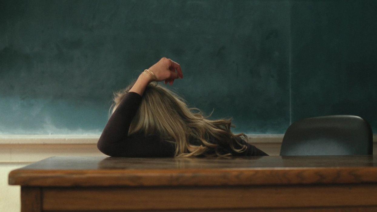 1244x700 BAD TEACHER mood wallpaperx1080