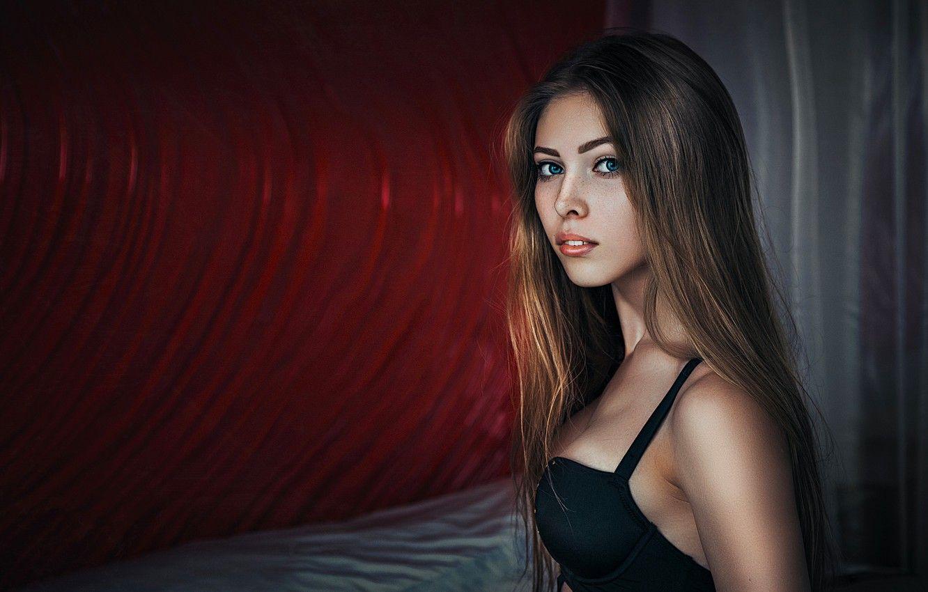 1332x850 Wallpaper Girl, Model, Paint, Glamour, Xenia, Photo, Wore image