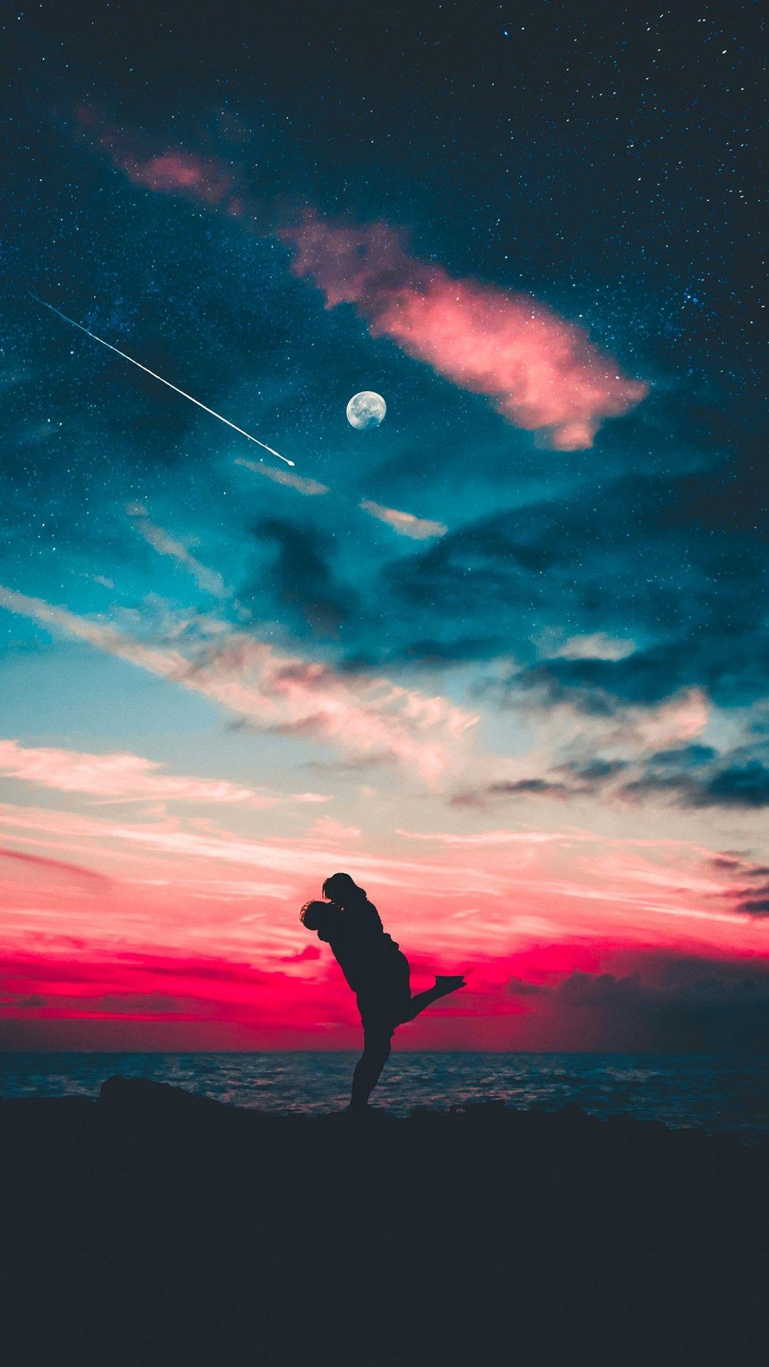 1080x1920 Romantic Couple 4K Wallpaper